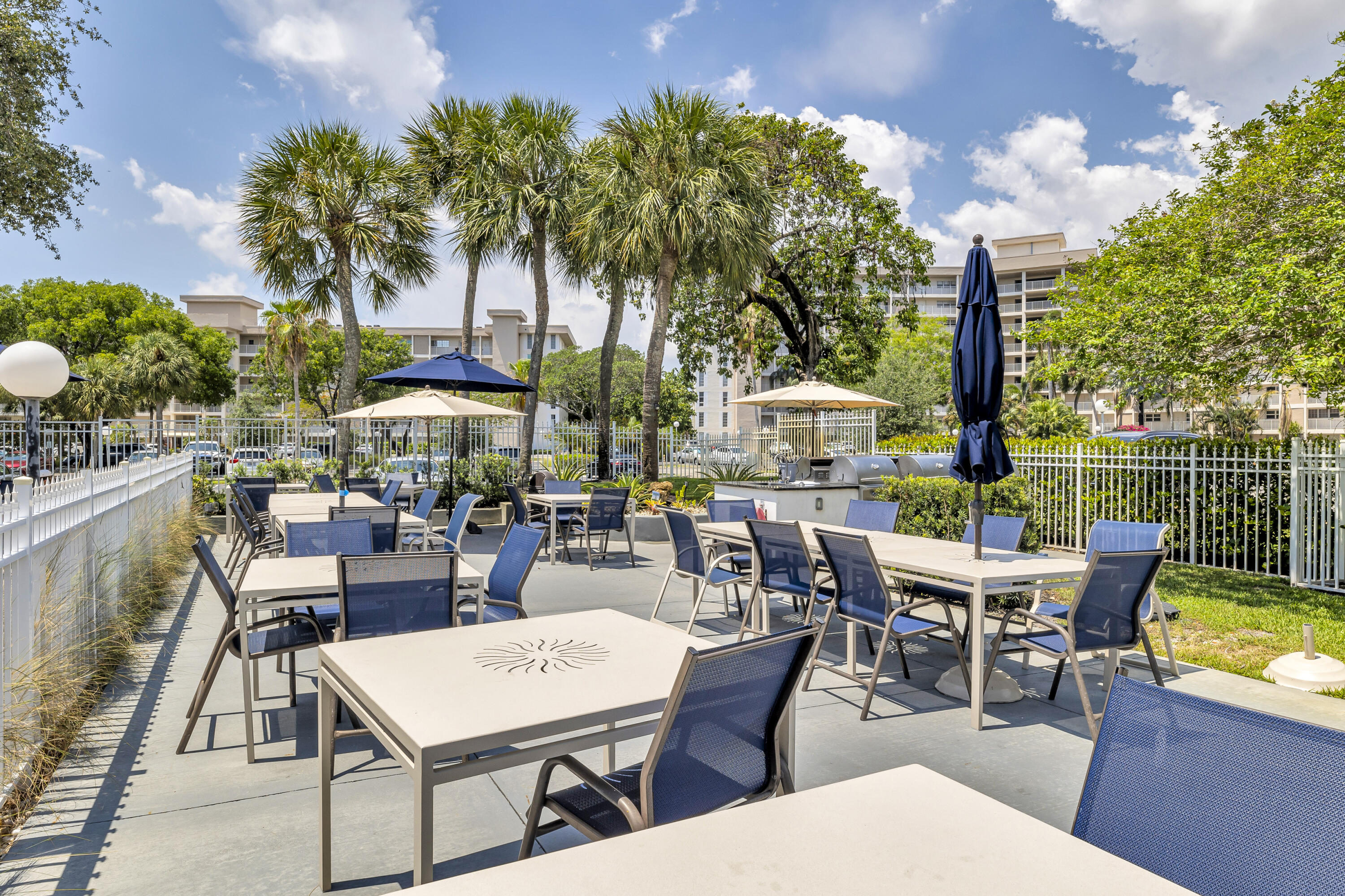 NO 16 PALM-AIRE COUNTRY CLUB - Residential Lease