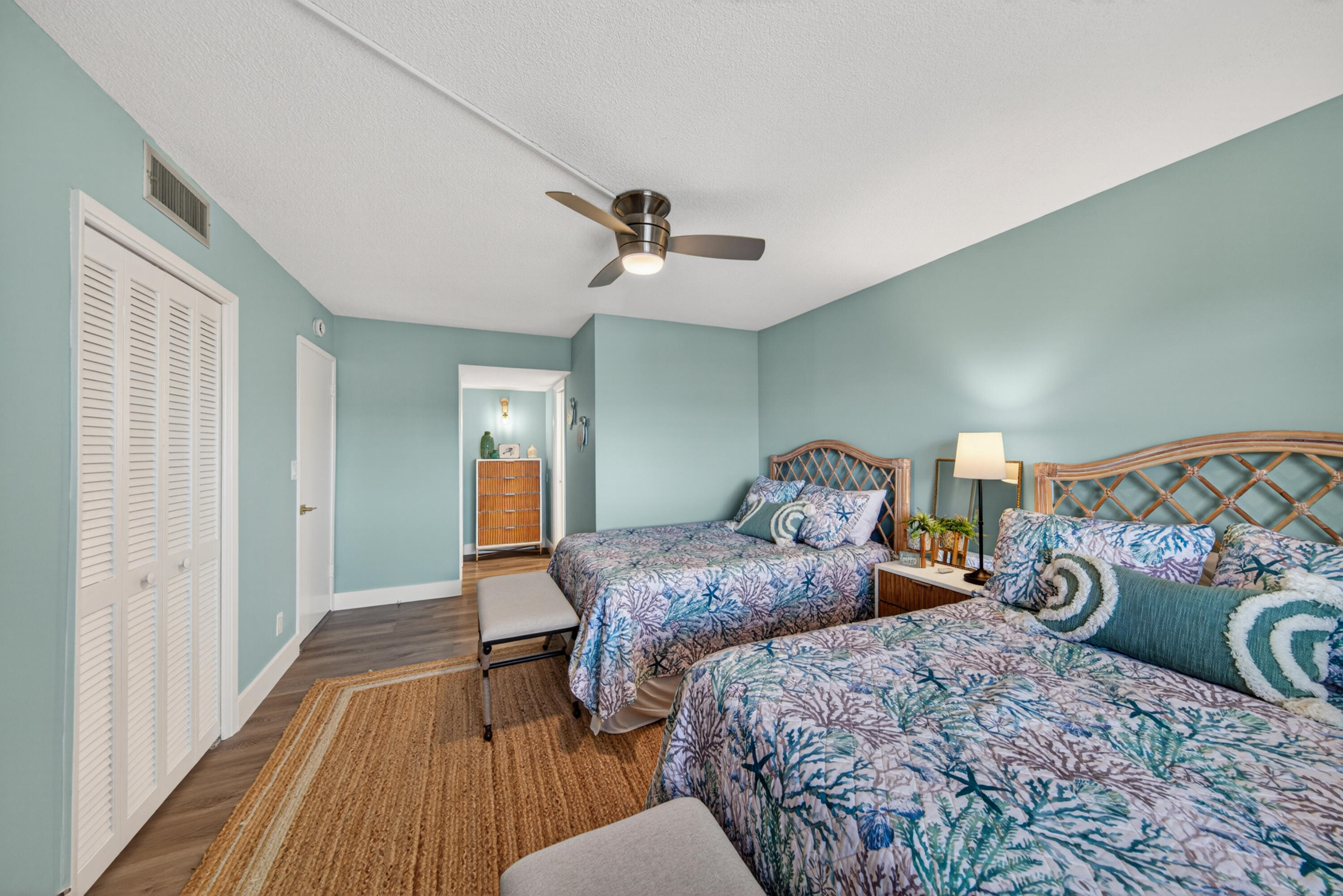 NO 16 PALM-AIRE COUNTRY CLUB - Residential Lease