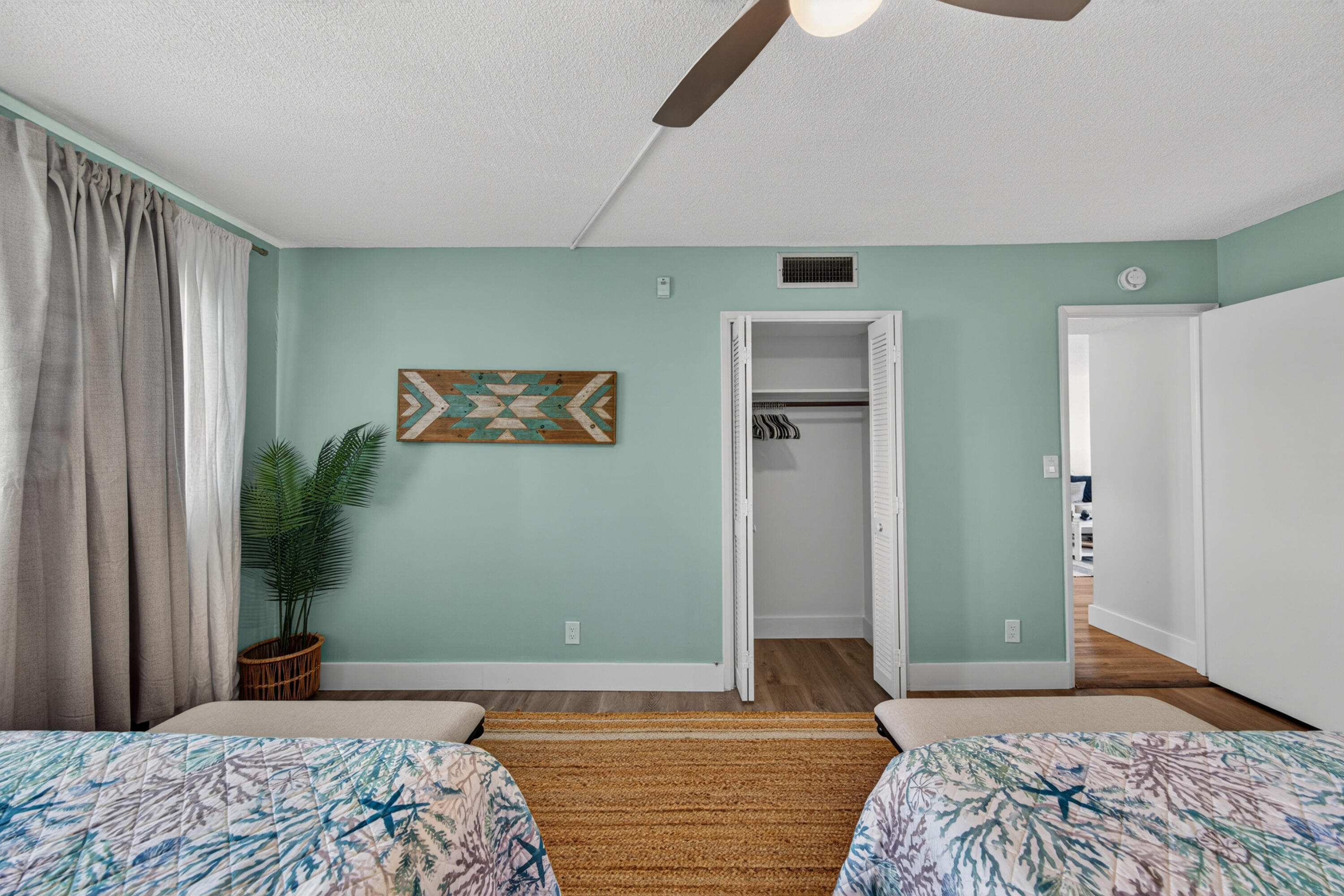 NO 16 PALM-AIRE COUNTRY CLUB - Residential Lease