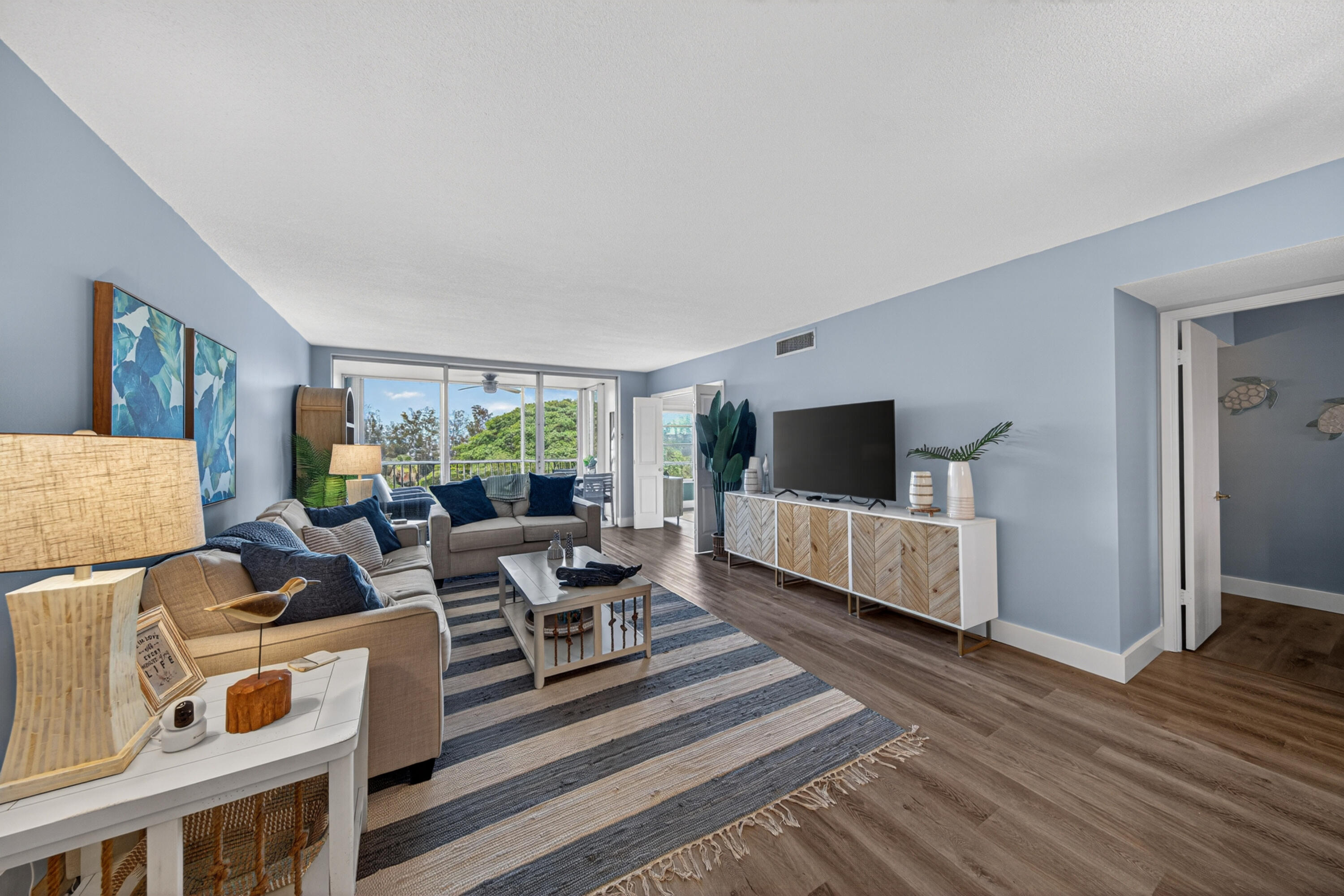 NO 16 PALM-AIRE COUNTRY CLUB - Residential Lease
