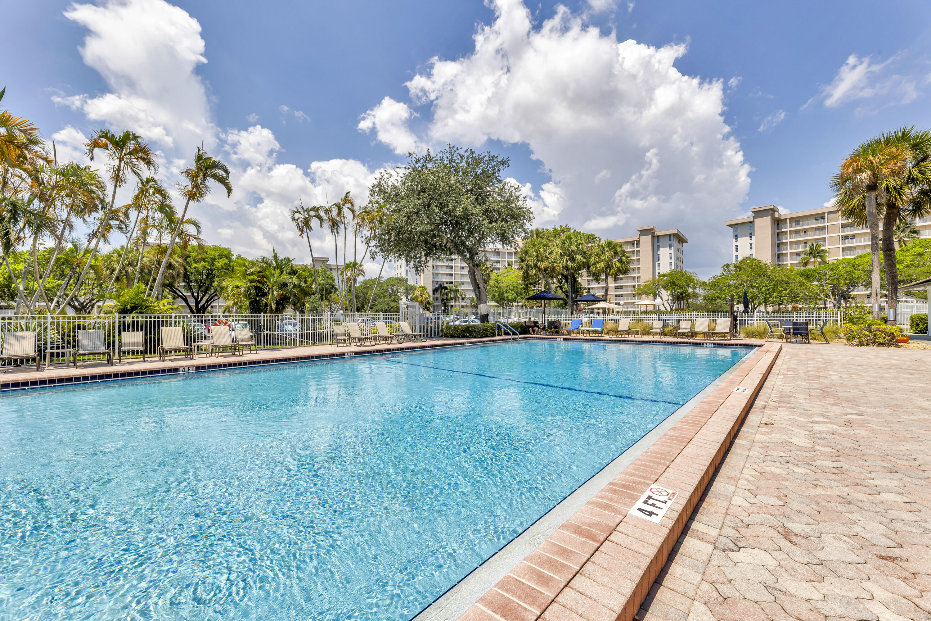 NO 16 PALM-AIRE COUNTRY CLUB - Residential Lease
