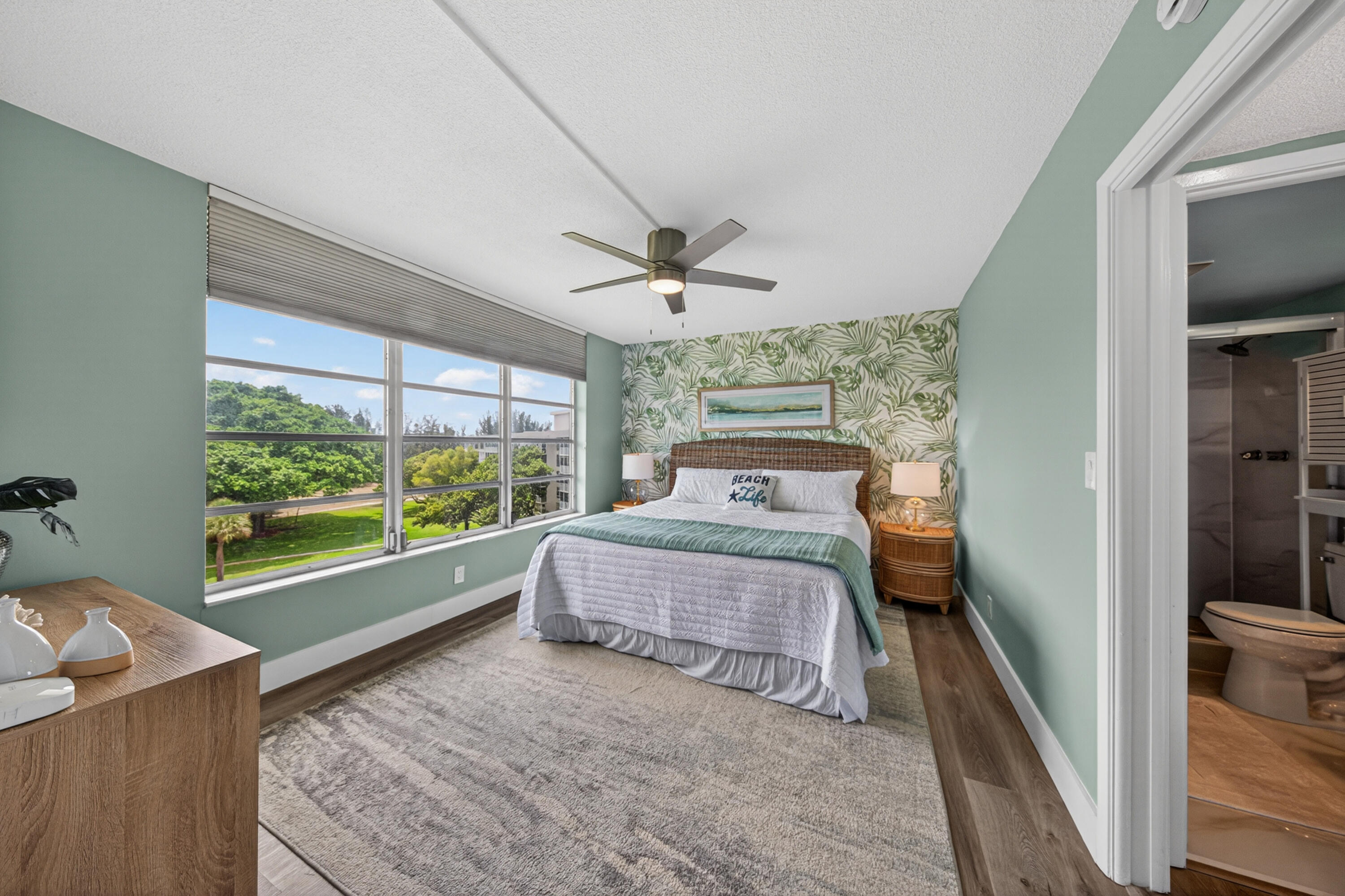 NO 16 PALM-AIRE COUNTRY CLUB - Residential Lease