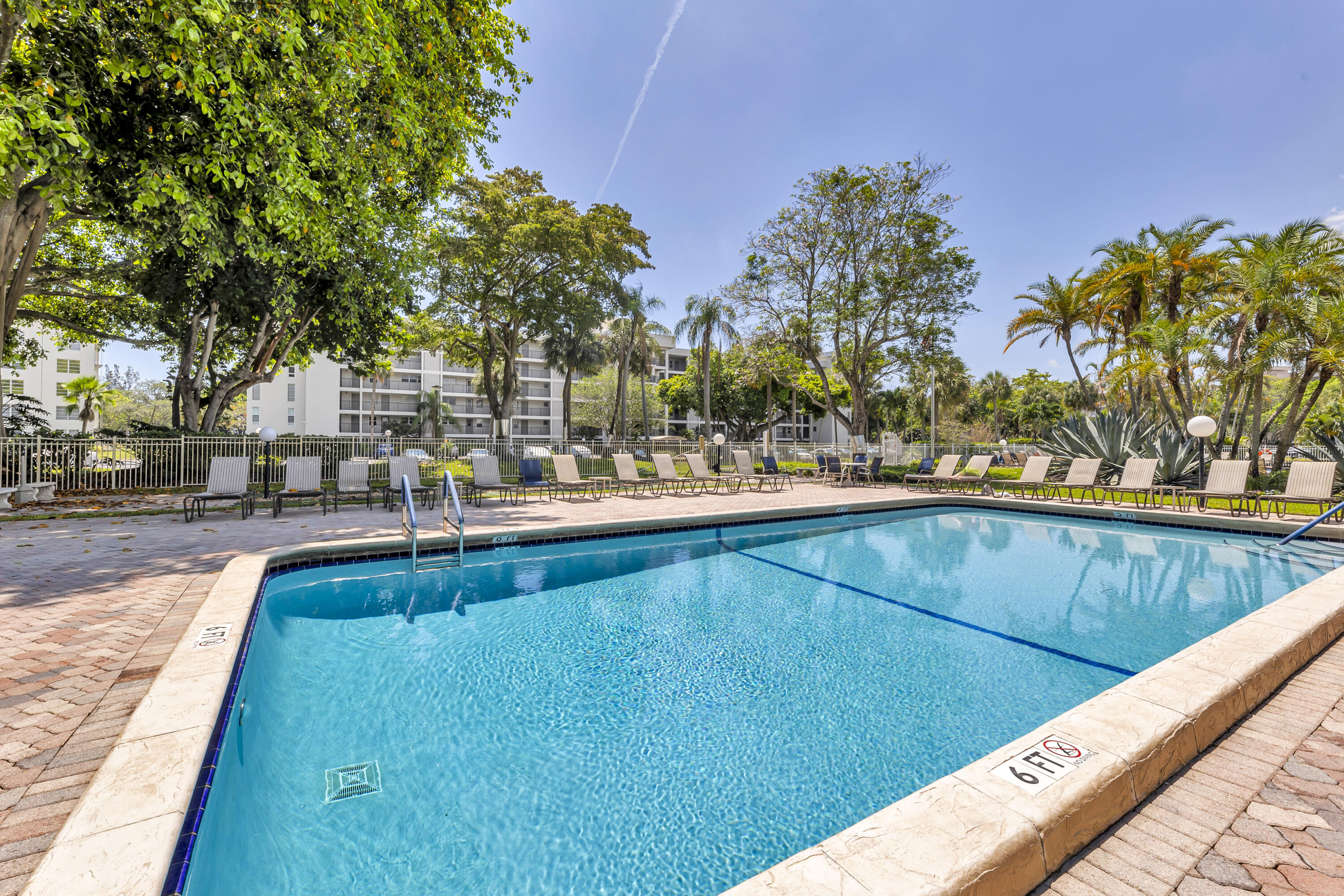 NO 16 PALM-AIRE COUNTRY CLUB - Residential Lease