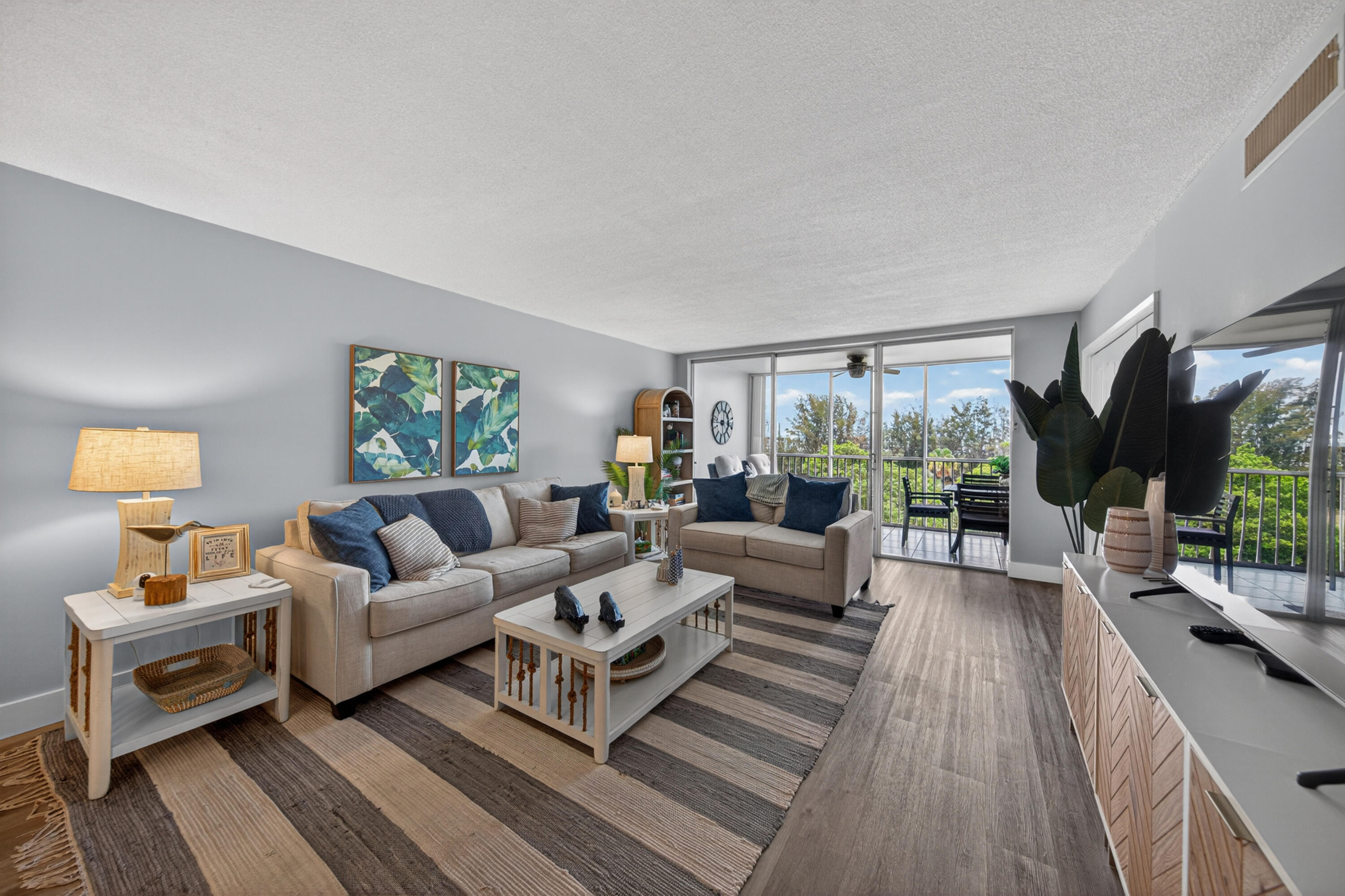NO 16 PALM-AIRE COUNTRY CLUB - Residential Lease