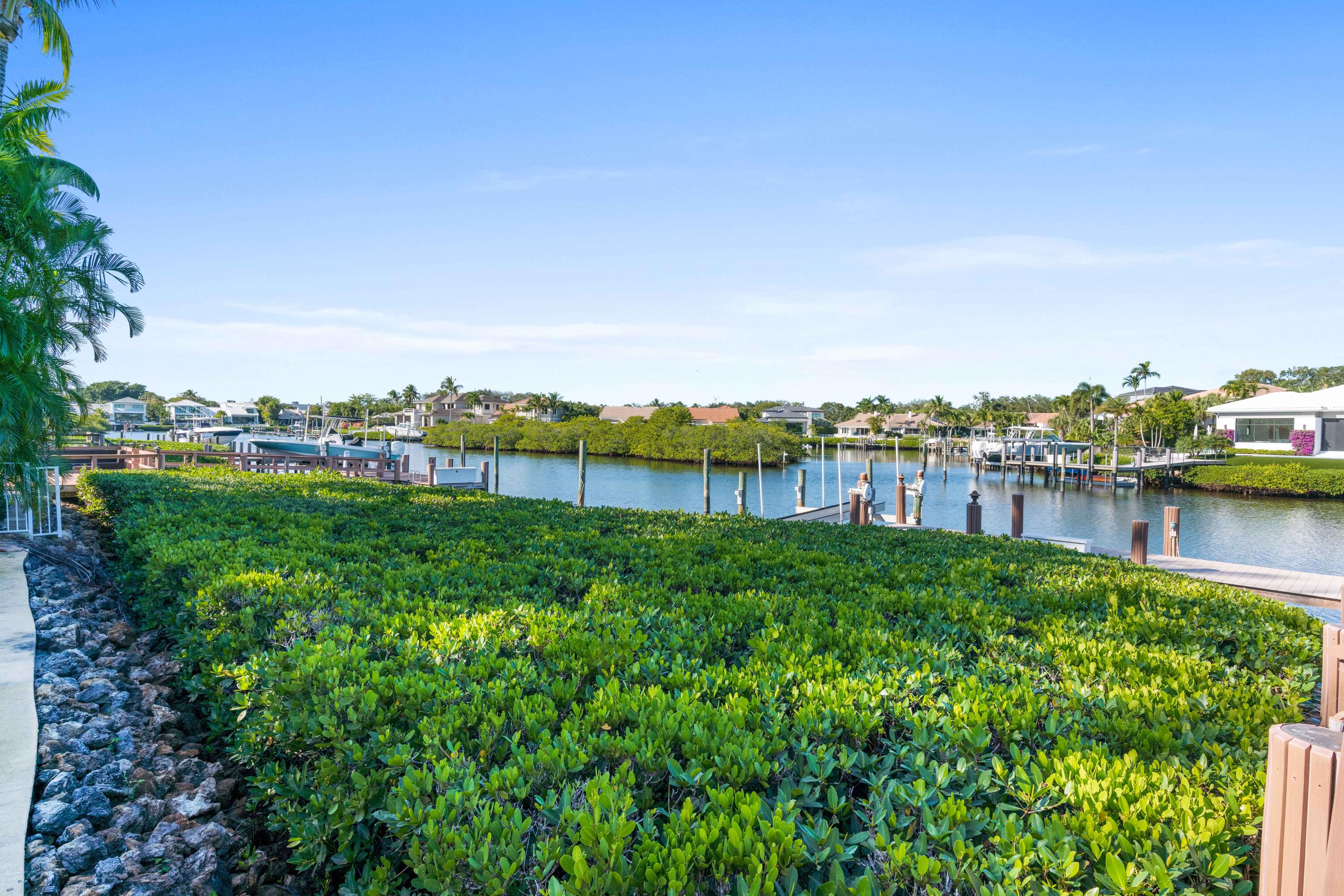 Admirals Cove - Residential