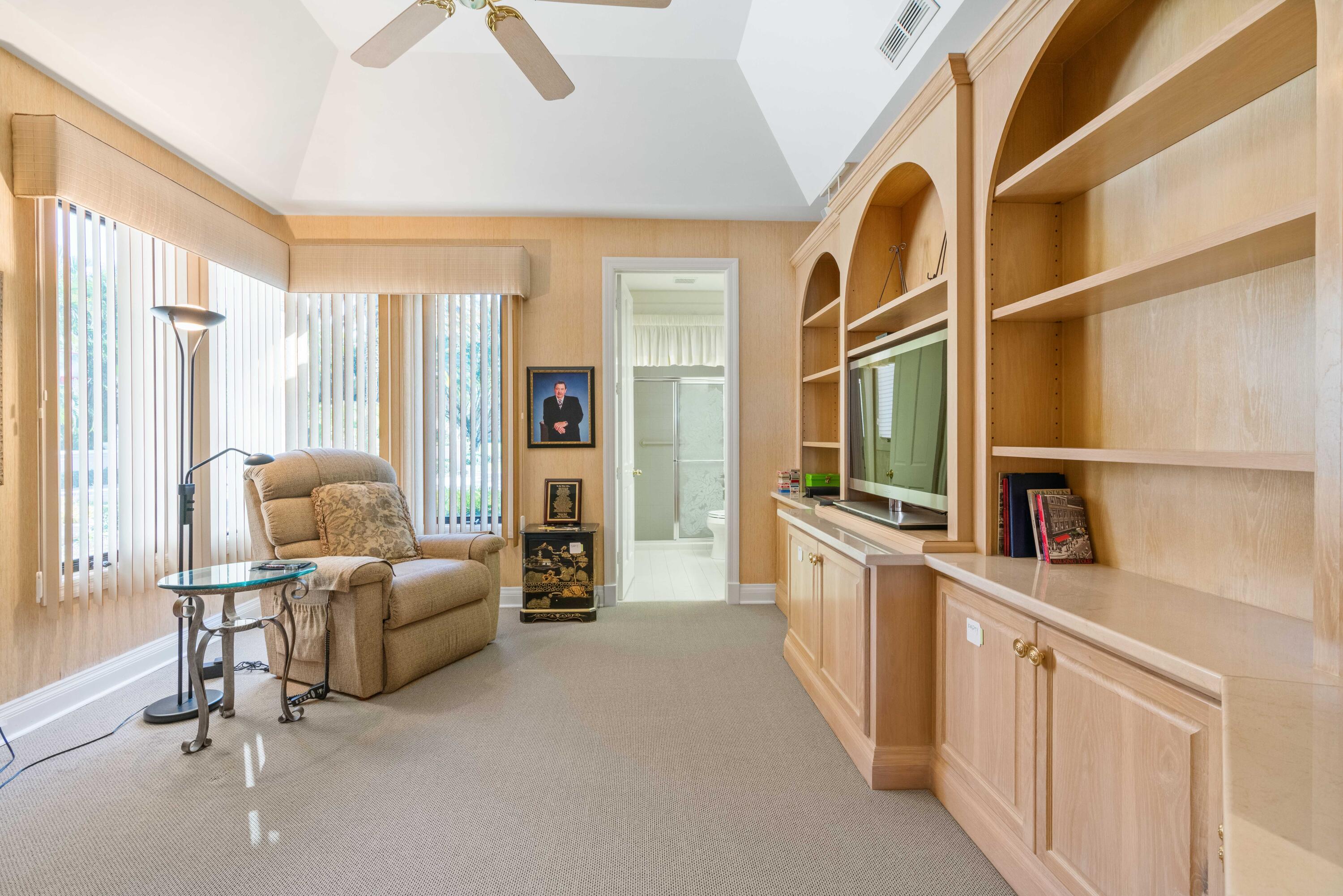 Admirals Cove - Residential