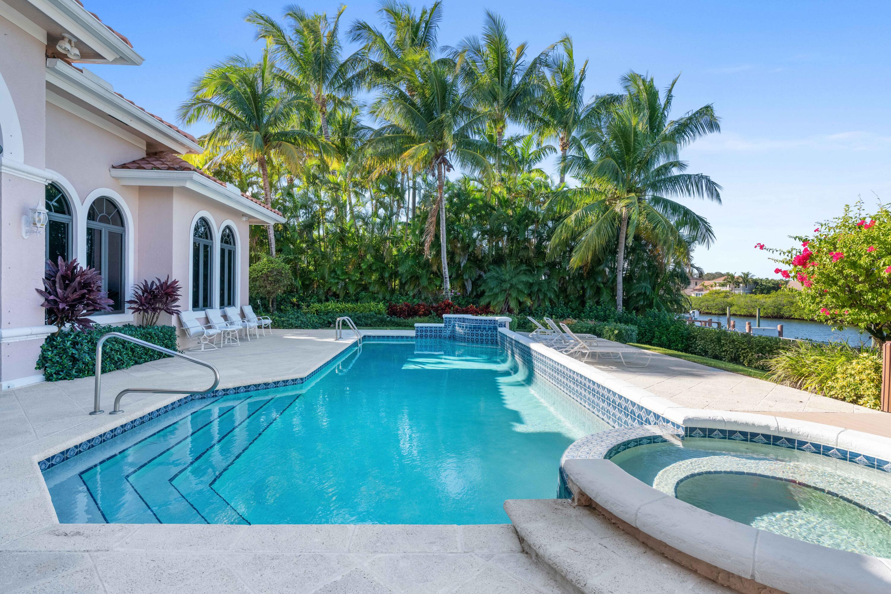 Admirals Cove - Residential