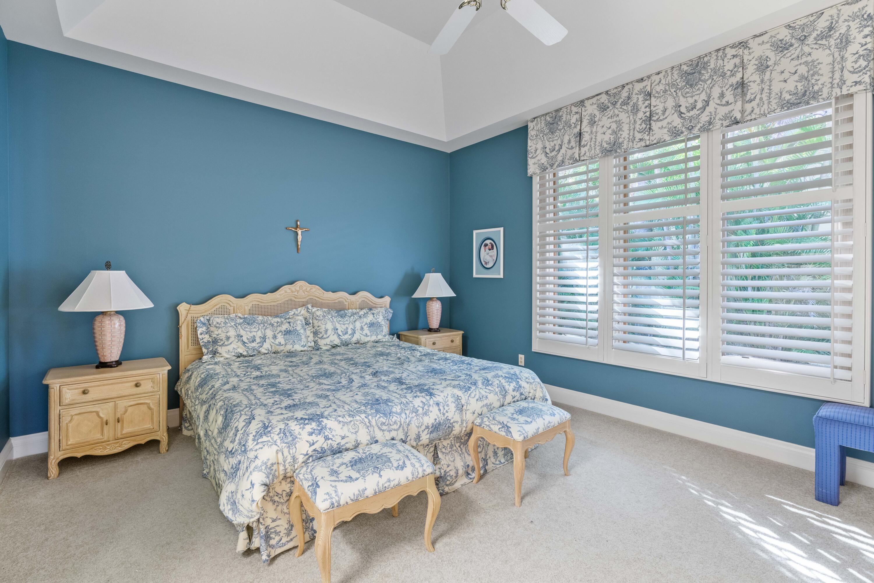 Admirals Cove - Residential