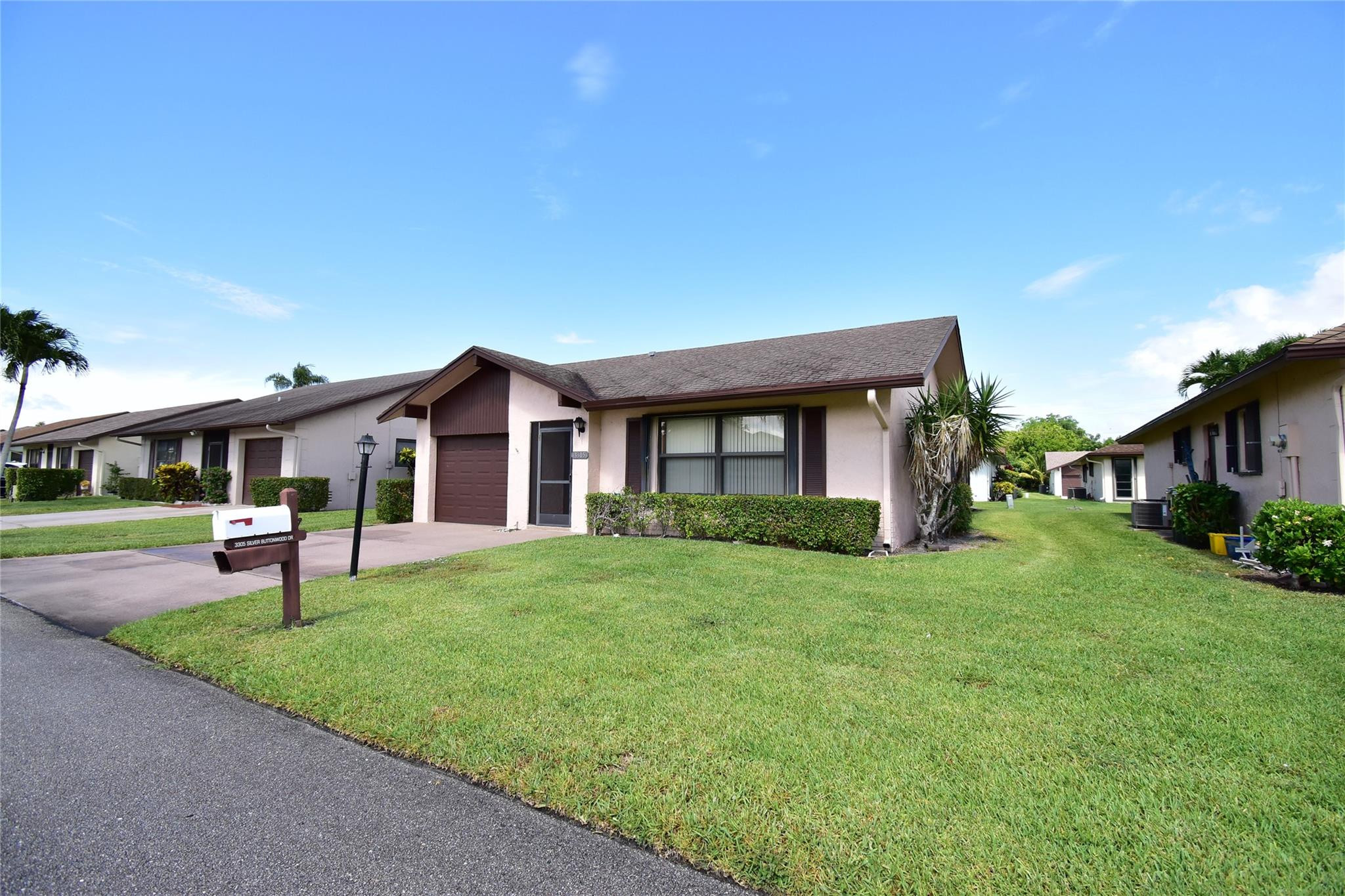 3305 Silver Buttonwood Drive