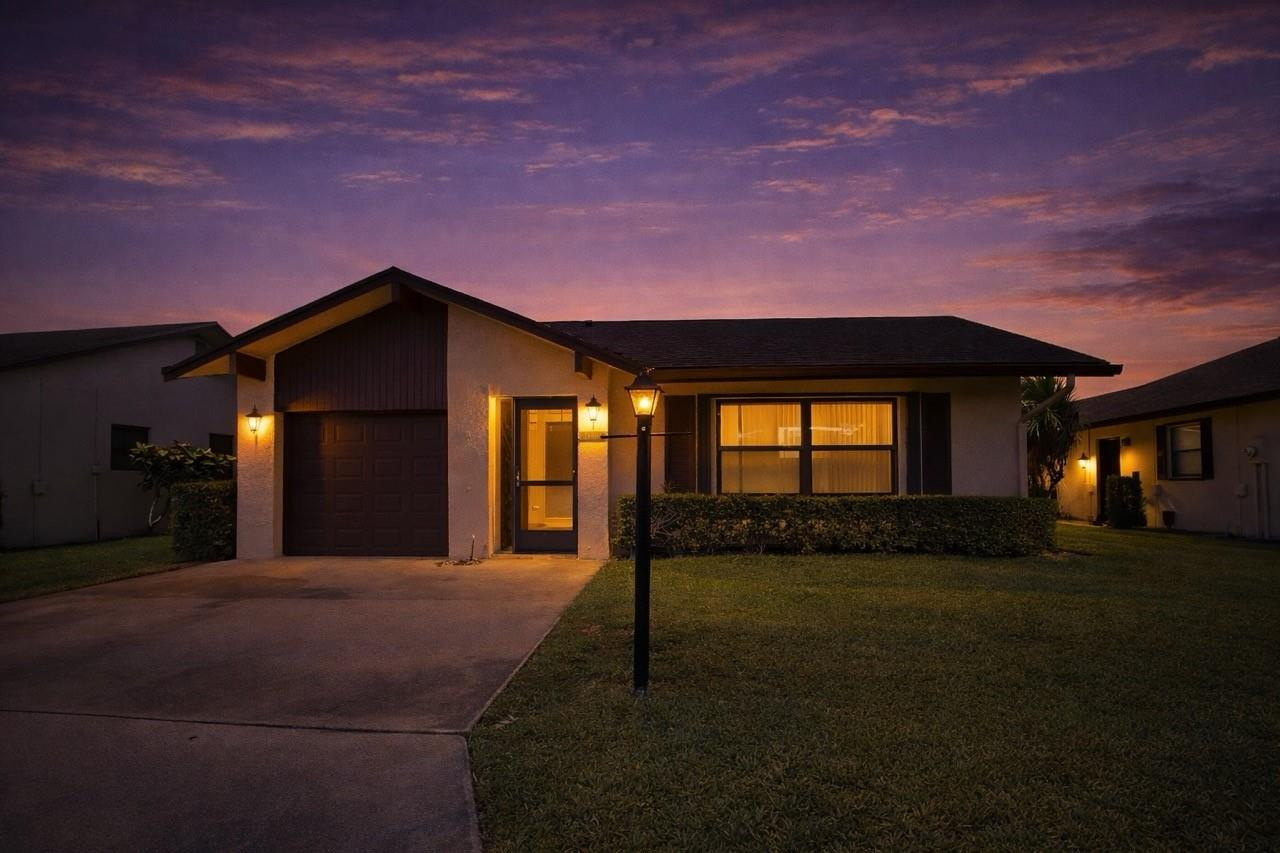 3305 Silver Buttonwood Drive