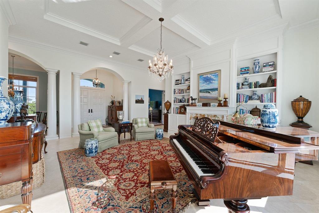 SADDLE TRAIL PARK OF WELL - Residential