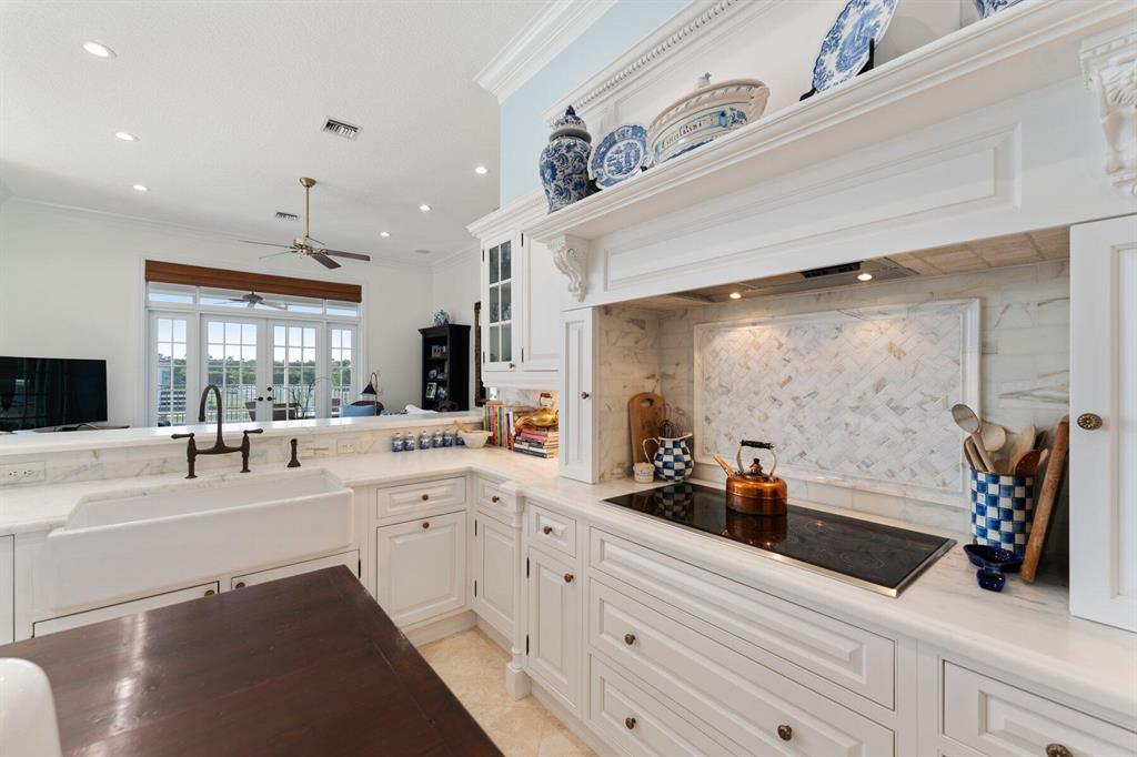 SADDLE TRAIL PARK OF WELL - Residential