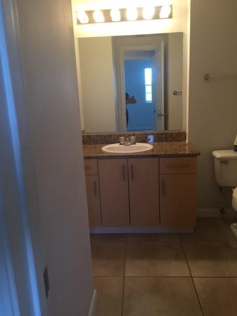 151 SW 117 AV 9206