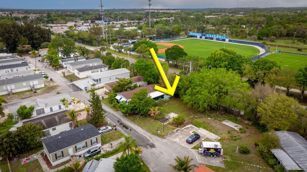 Photo of 4311 Okeechobee Boulevard, West Palm Beach, FL 33409 (MLS # B26005180)