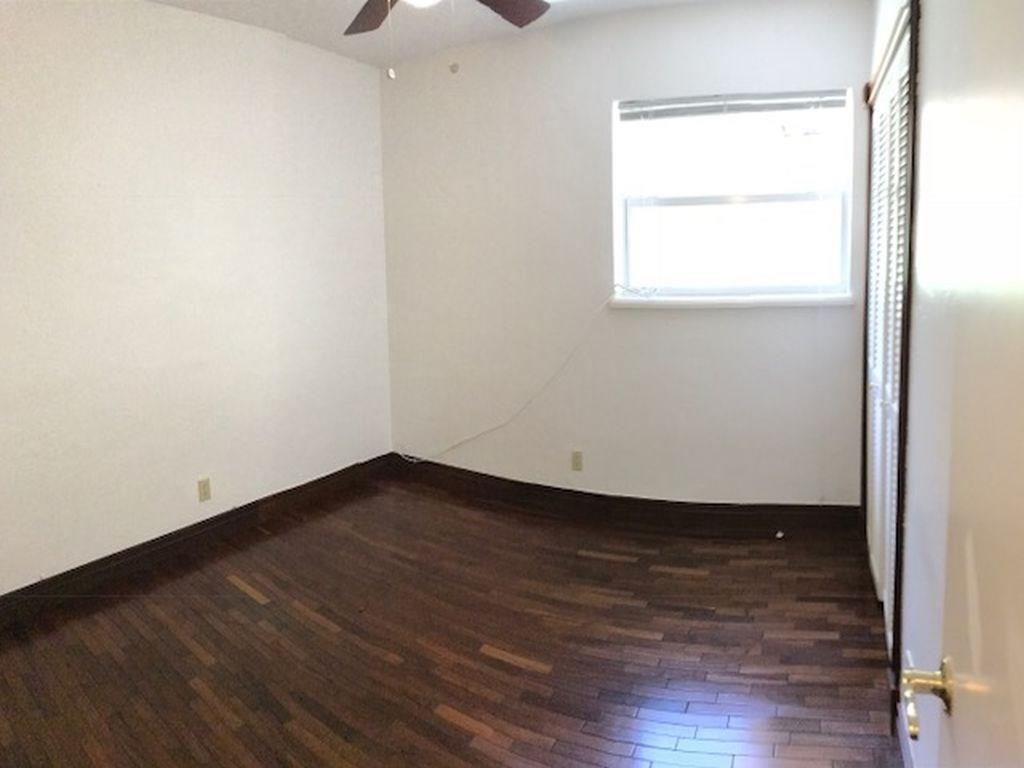 FLAMINGO PARK SEC C 38-30 - Residential Lease