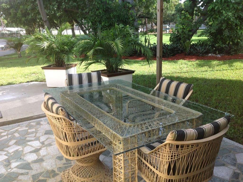 FLAMINGO PARK SEC C 38-30 - Residential Lease