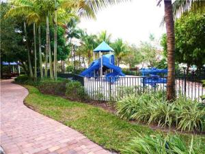 QUANTUM PARK - Residential