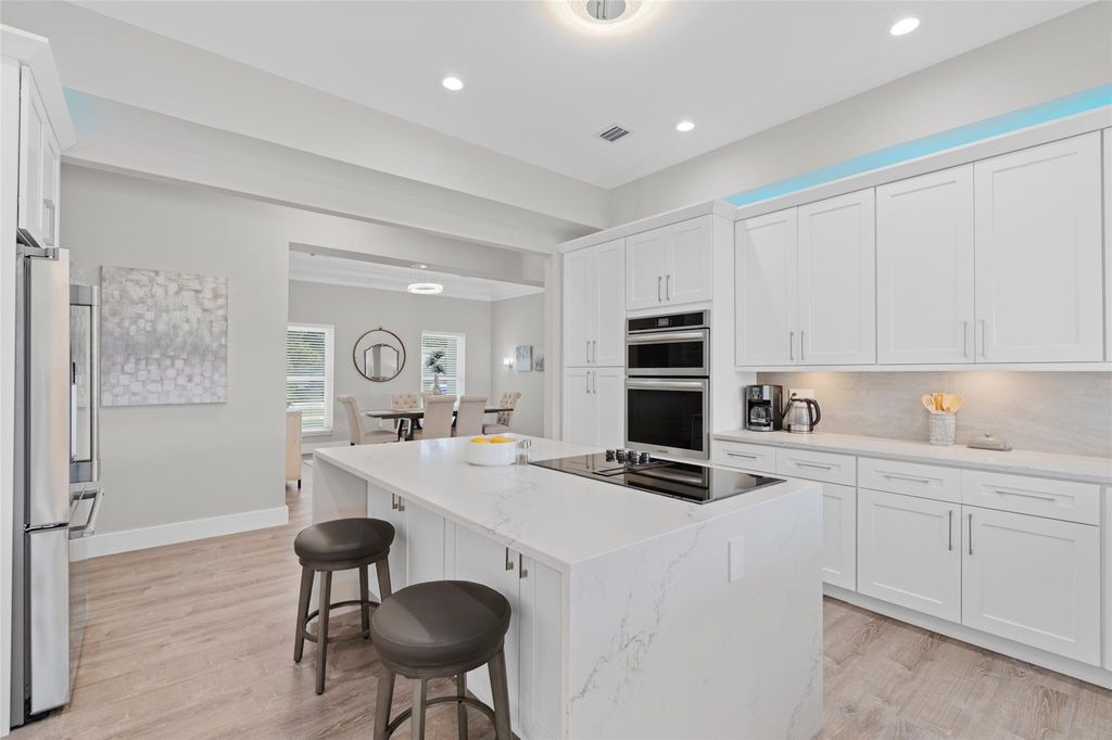 Photo of 9010 Gardens Glen Circle, Palm Beach Gardens, FL 33418 (MLS # F10470479)