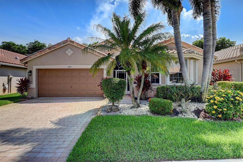 Photo of 6856 Lismore Avenue, Boynton Beach, FL 33437 (MLS # R10744132)