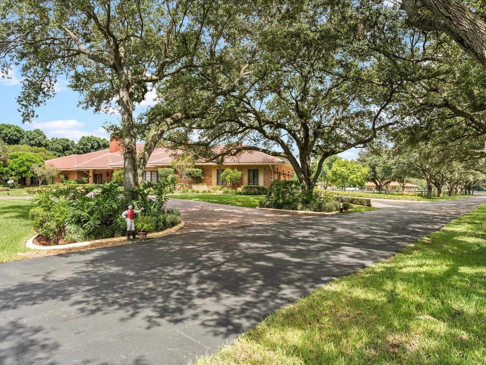 SUNSHINE RANCHES - Residential