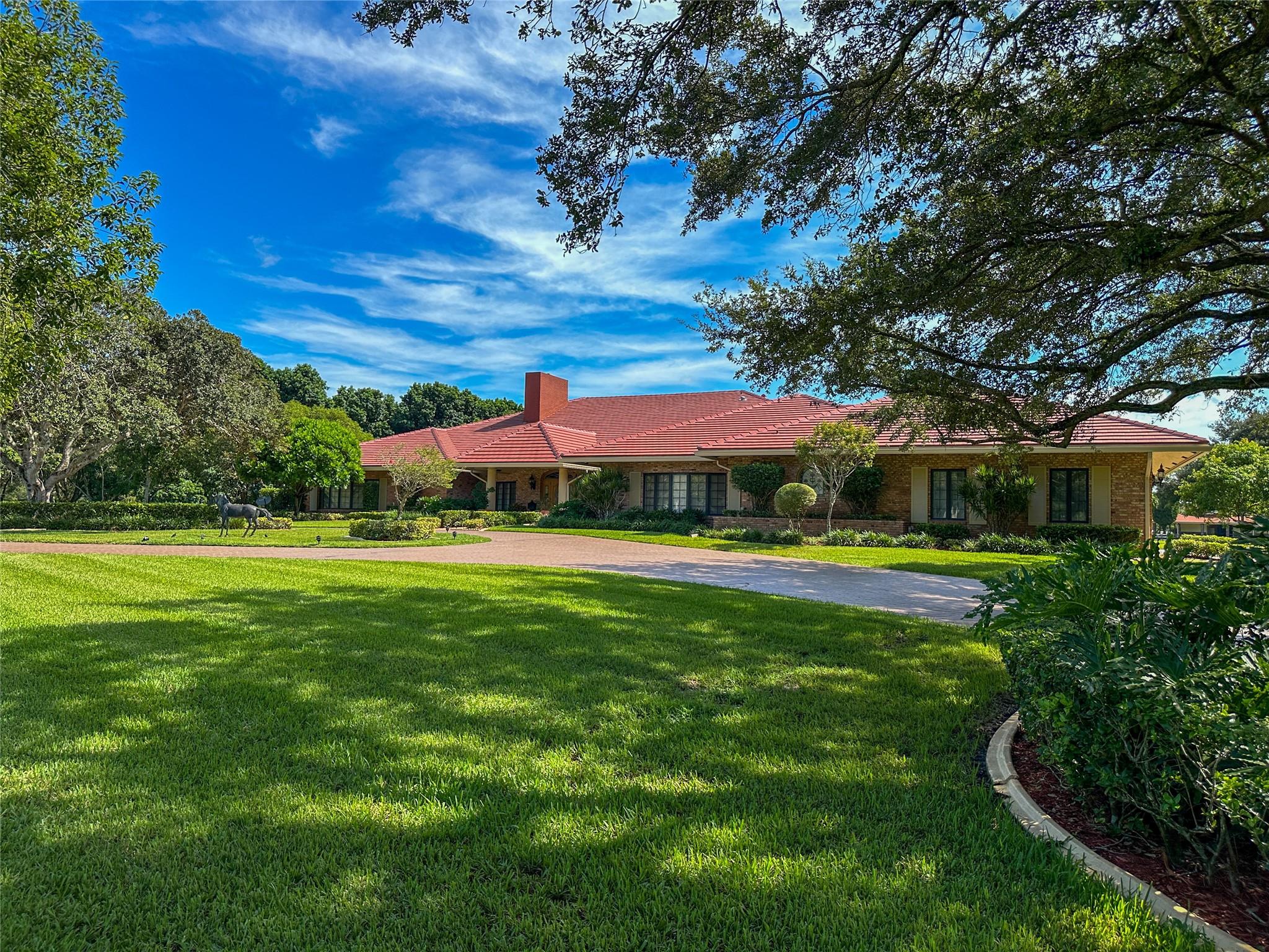 SUNSHINE RANCHES - Residential