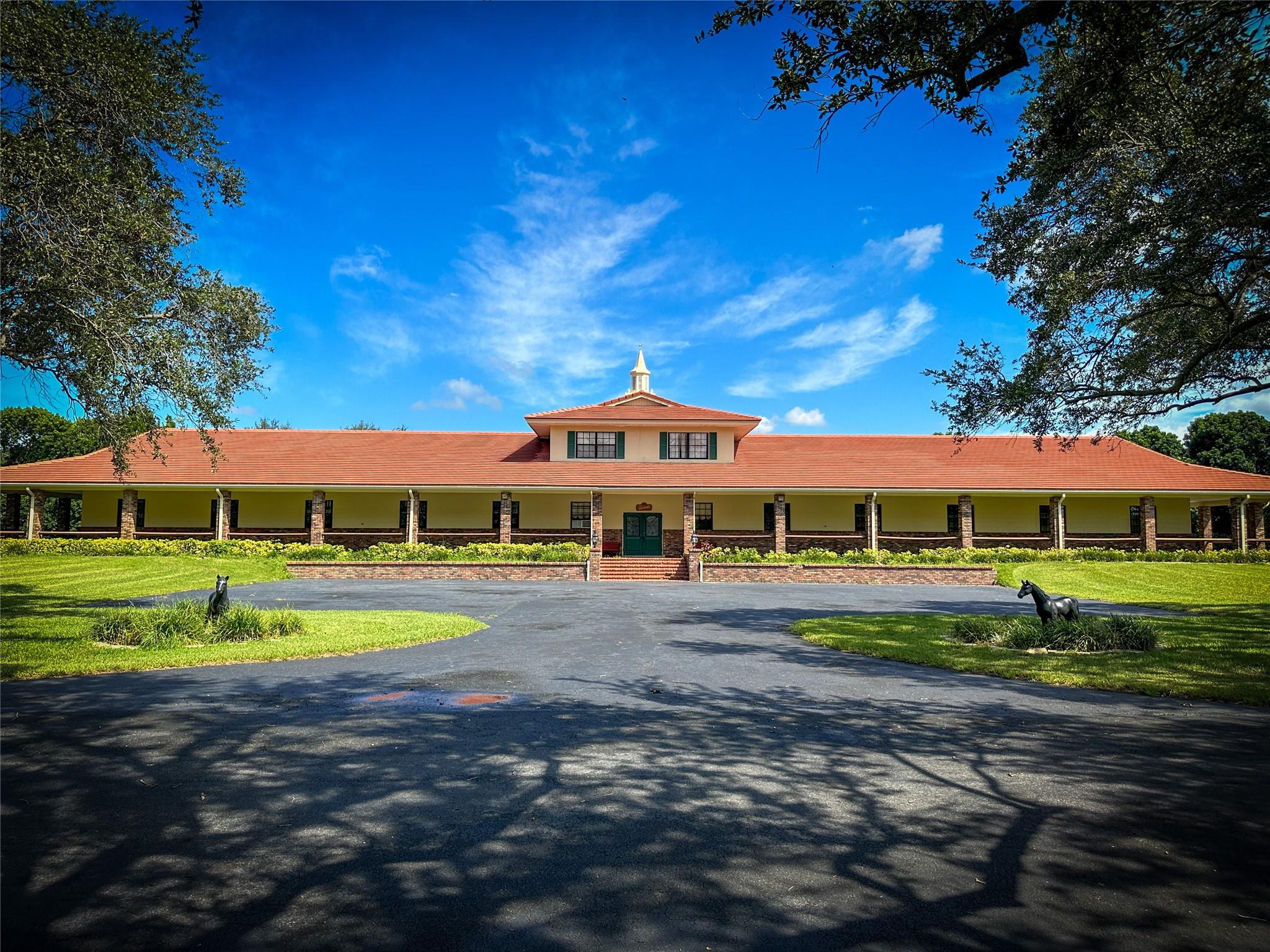 SUNSHINE RANCHES - Residential