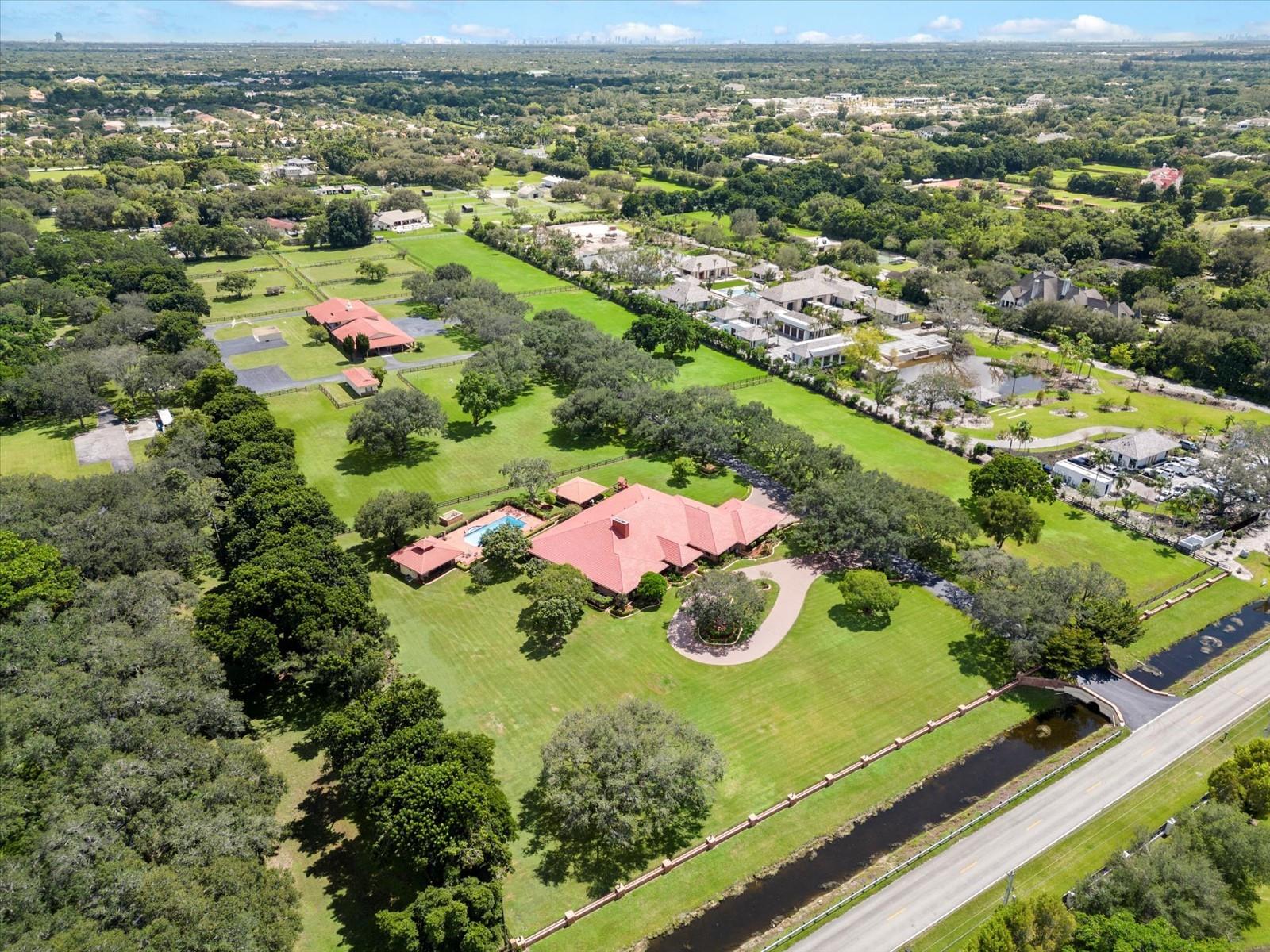 SUNSHINE RANCHES - Residential