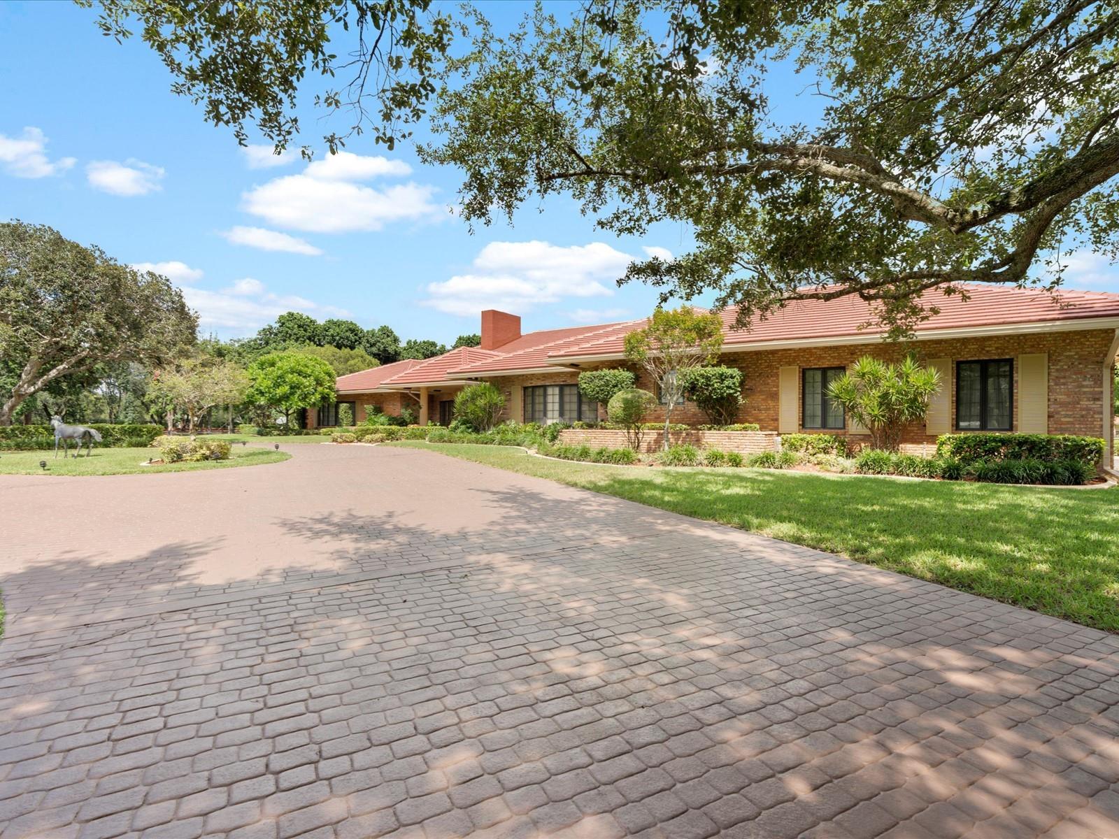 SUNSHINE RANCHES - Residential