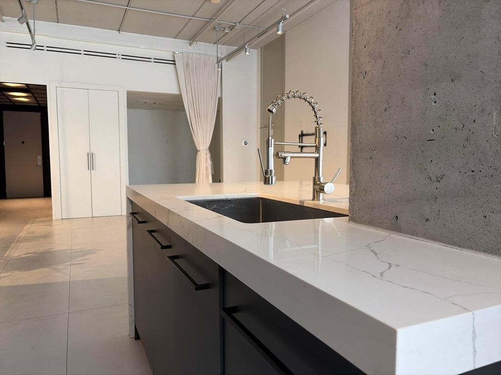 Photo of 425 N ANDREWS Avenue #206, Fort Lauderdale, FL 33301 (MLS # B26052987)