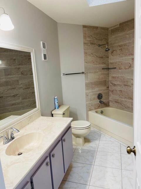 LUCERNE PARK CONDS - Residential Lease