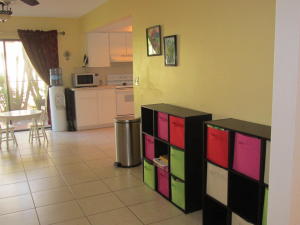 SUGAR POND MANOR WELLINGTON - Residential