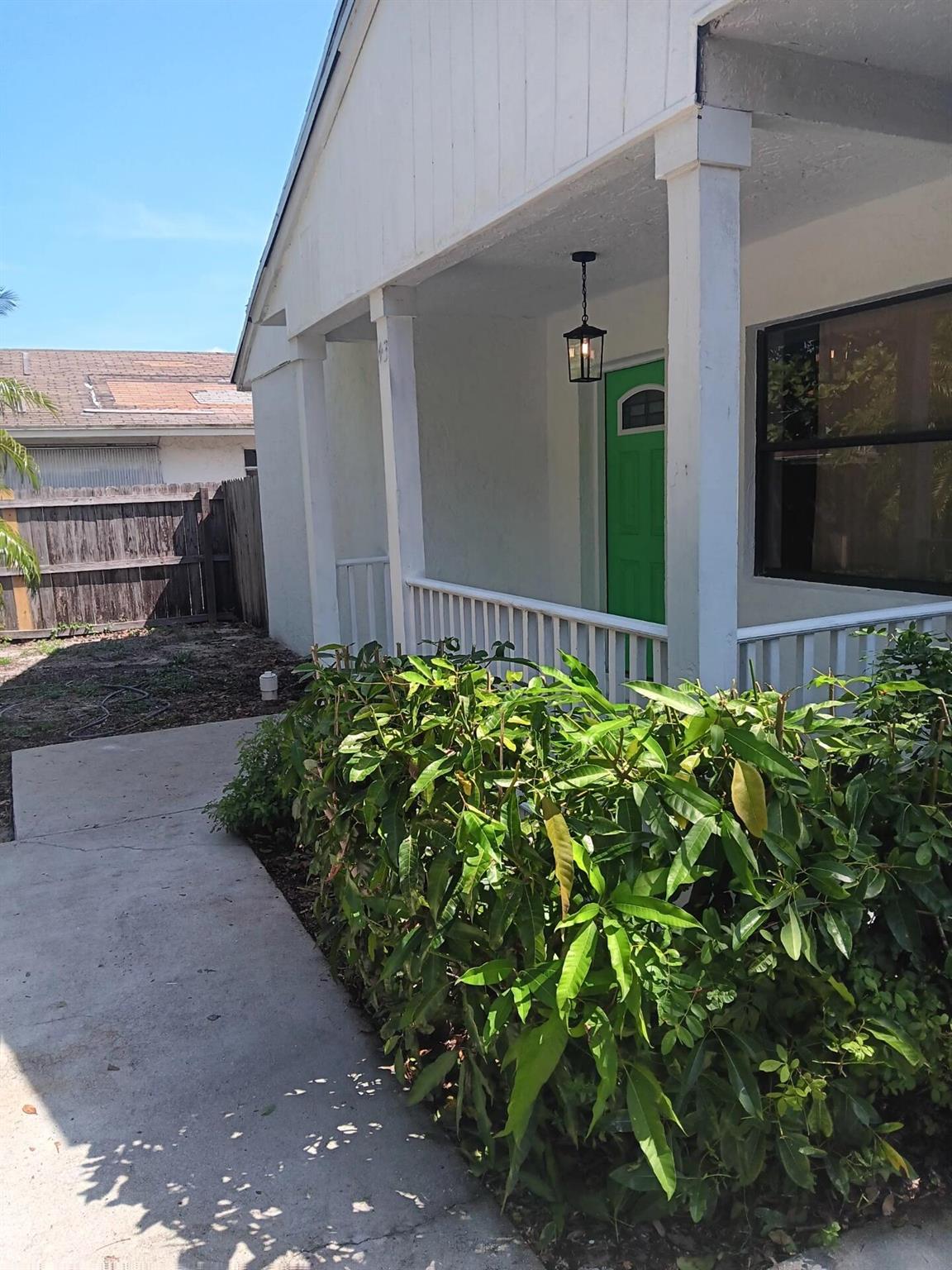 DELRAY BEACH - Residential Lease