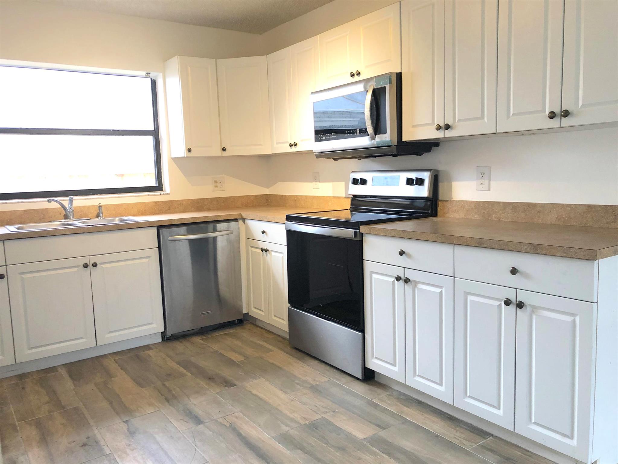 DELRAY BEACH - Residential Lease