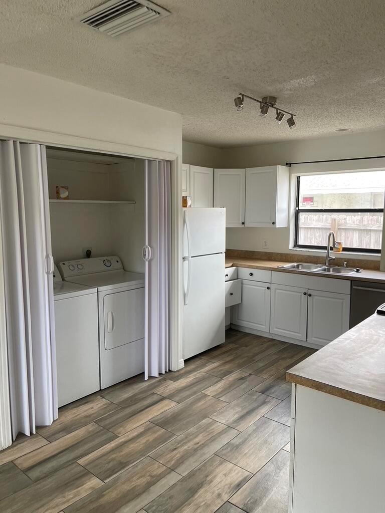 DELRAY BEACH - Residential Lease