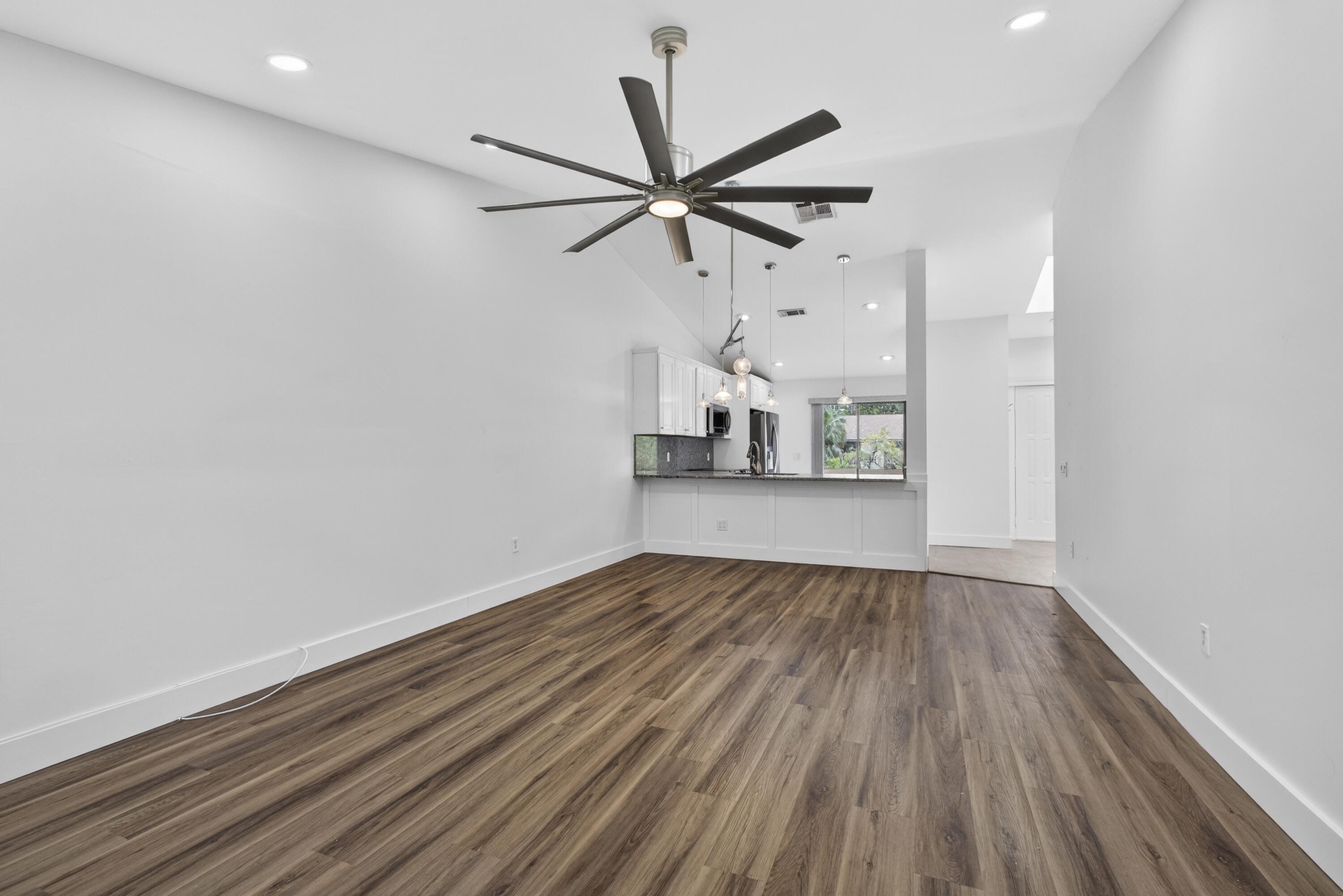 SHEFFIELD WOODS AT WELLINGTON CONDO - Residential