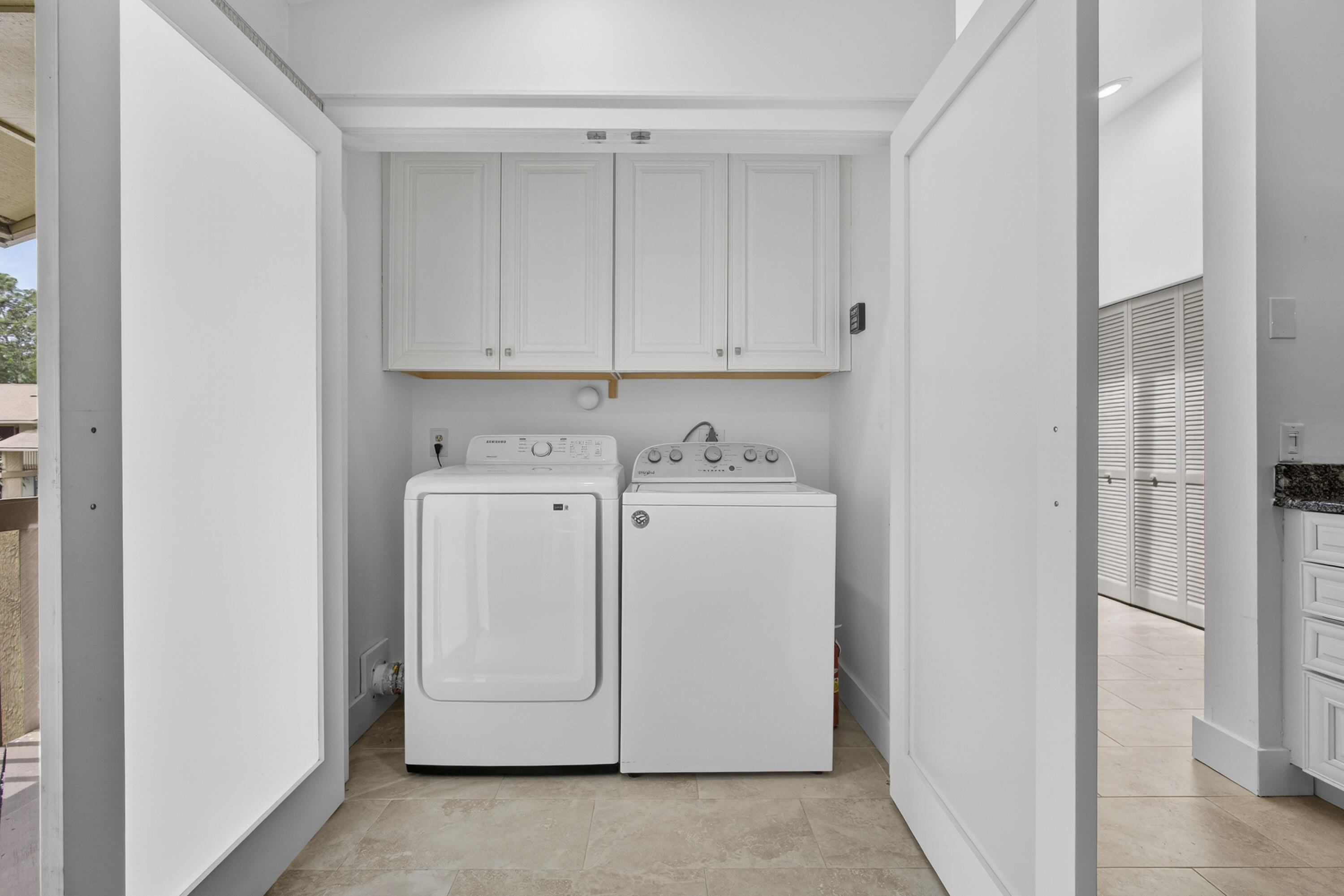 SHEFFIELD WOODS AT WELLINGTON CONDO - Residential