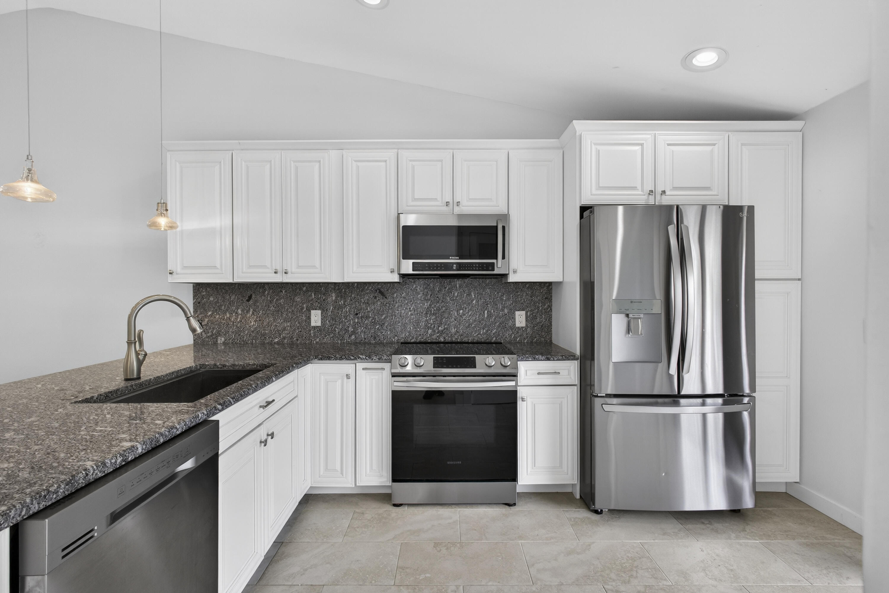 SHEFFIELD WOODS AT WELLINGTON CONDO - Residential