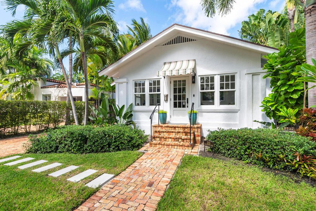Photo of 203 Westminster Road, West Palm Beach, FL 33405 (MLS # R11132262)