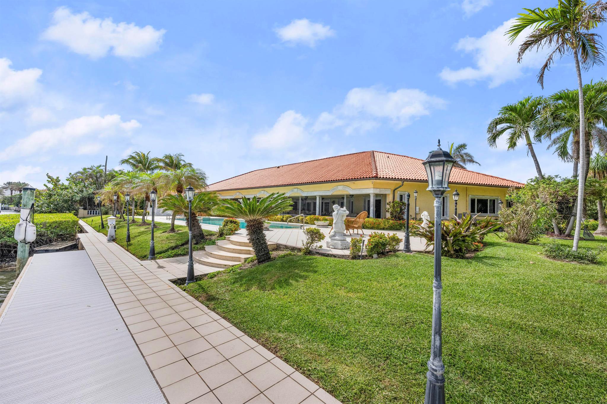 POINT MANALAPAN 1 - Residential