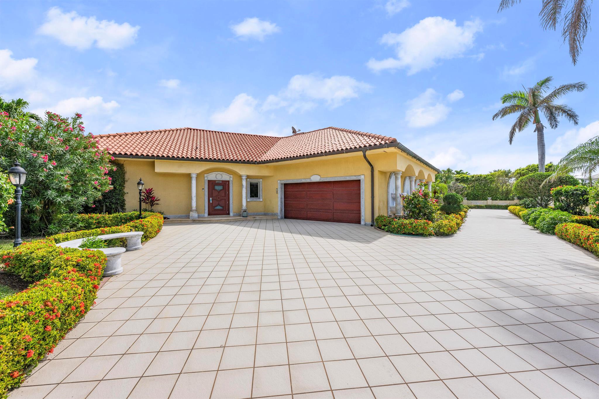 POINT MANALAPAN 1 - Residential