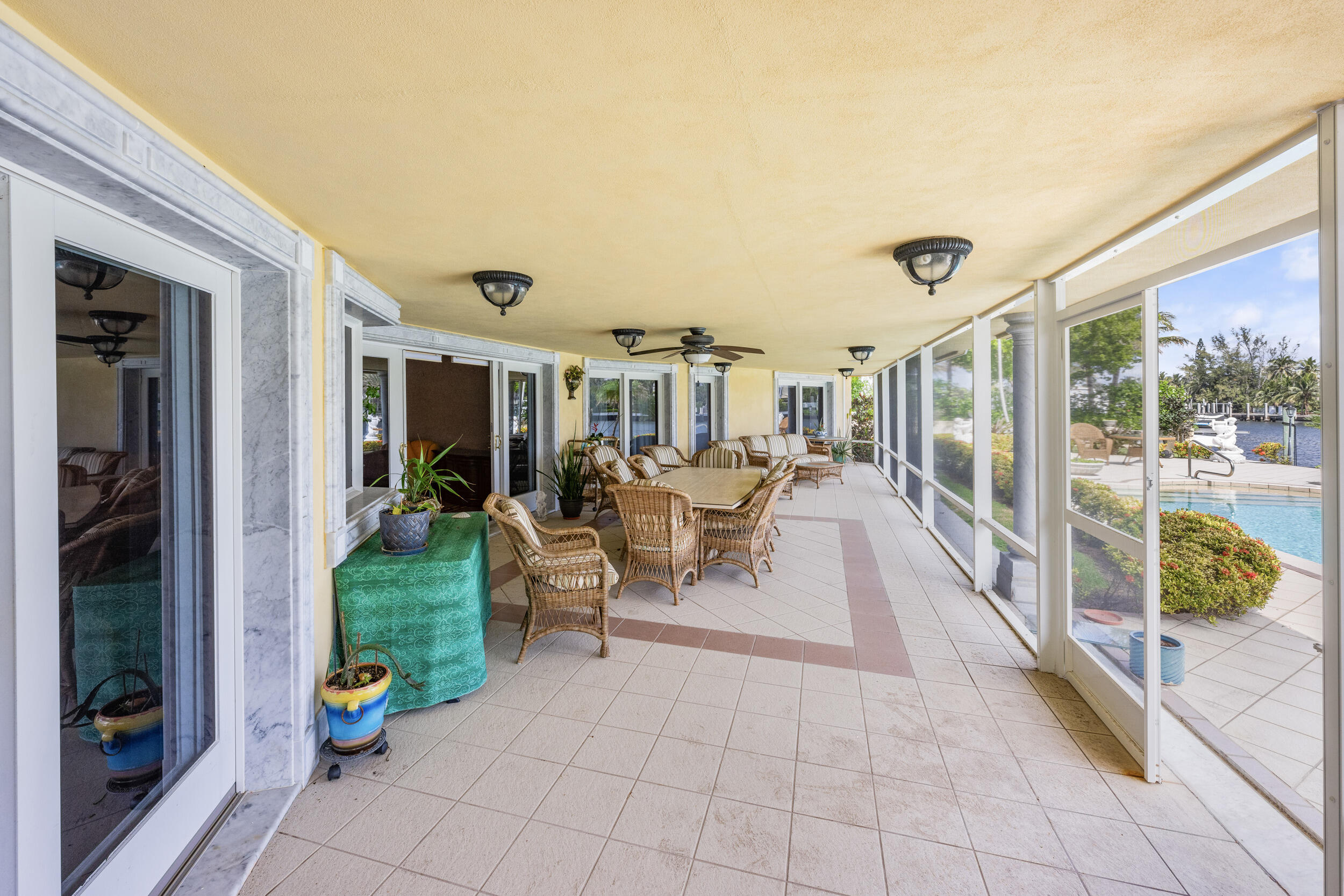 POINT MANALAPAN 1 - Residential