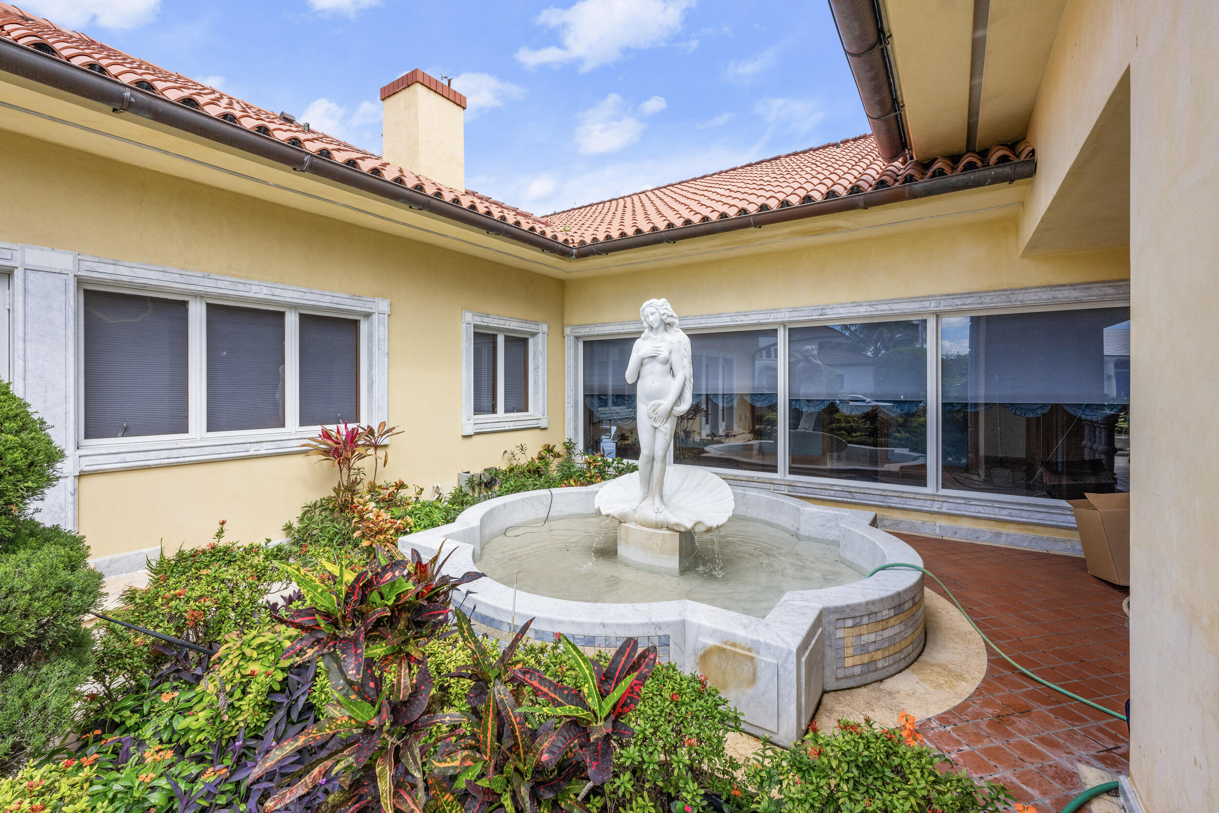 POINT MANALAPAN 1 - Residential