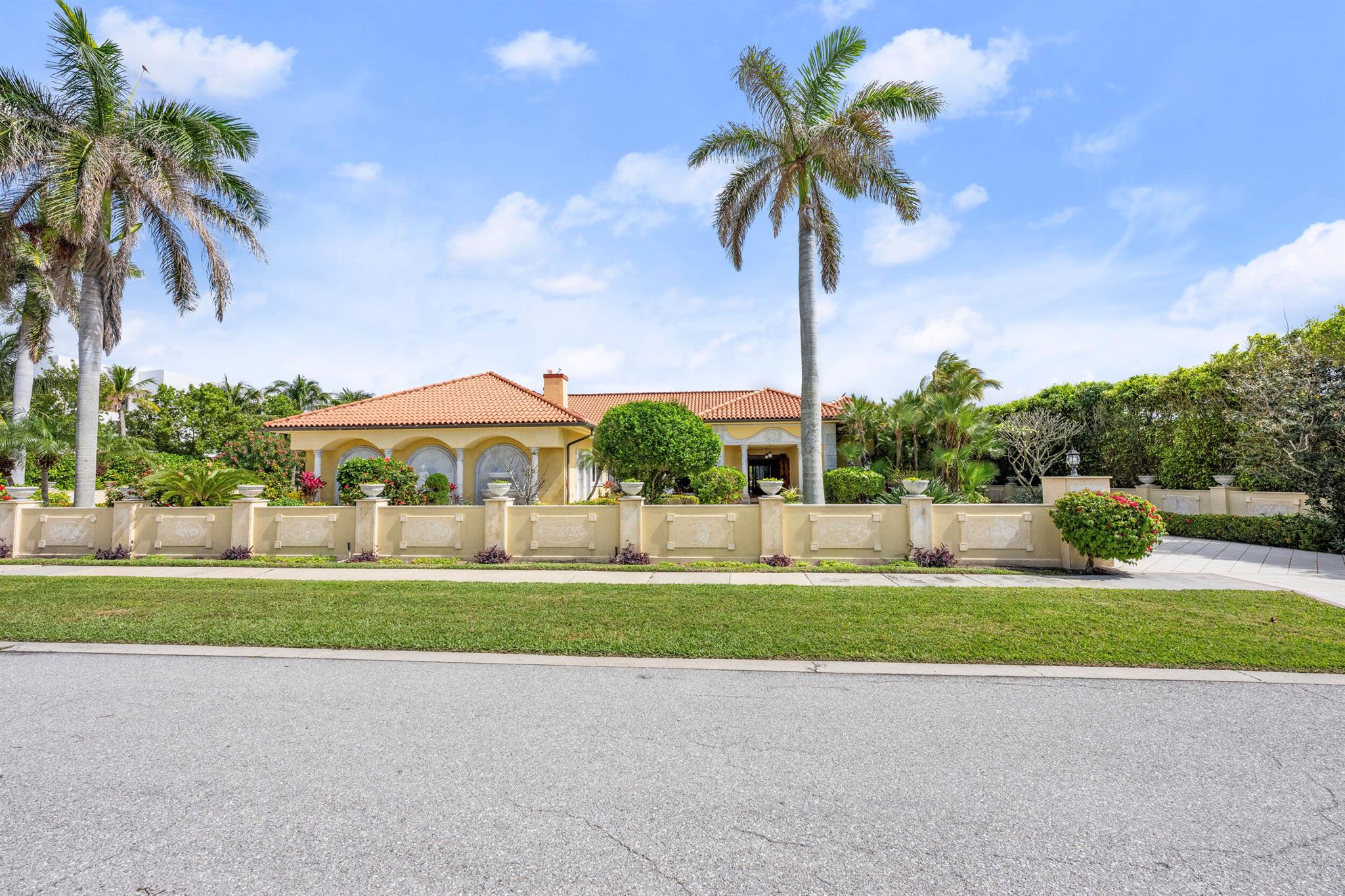 POINT MANALAPAN 1 - Residential