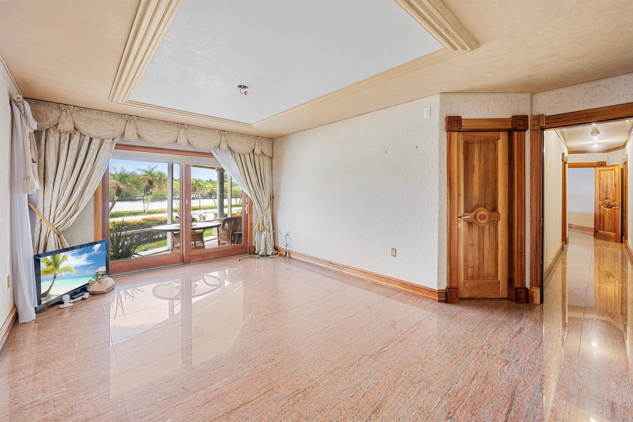 POINT MANALAPAN 1 - Residential