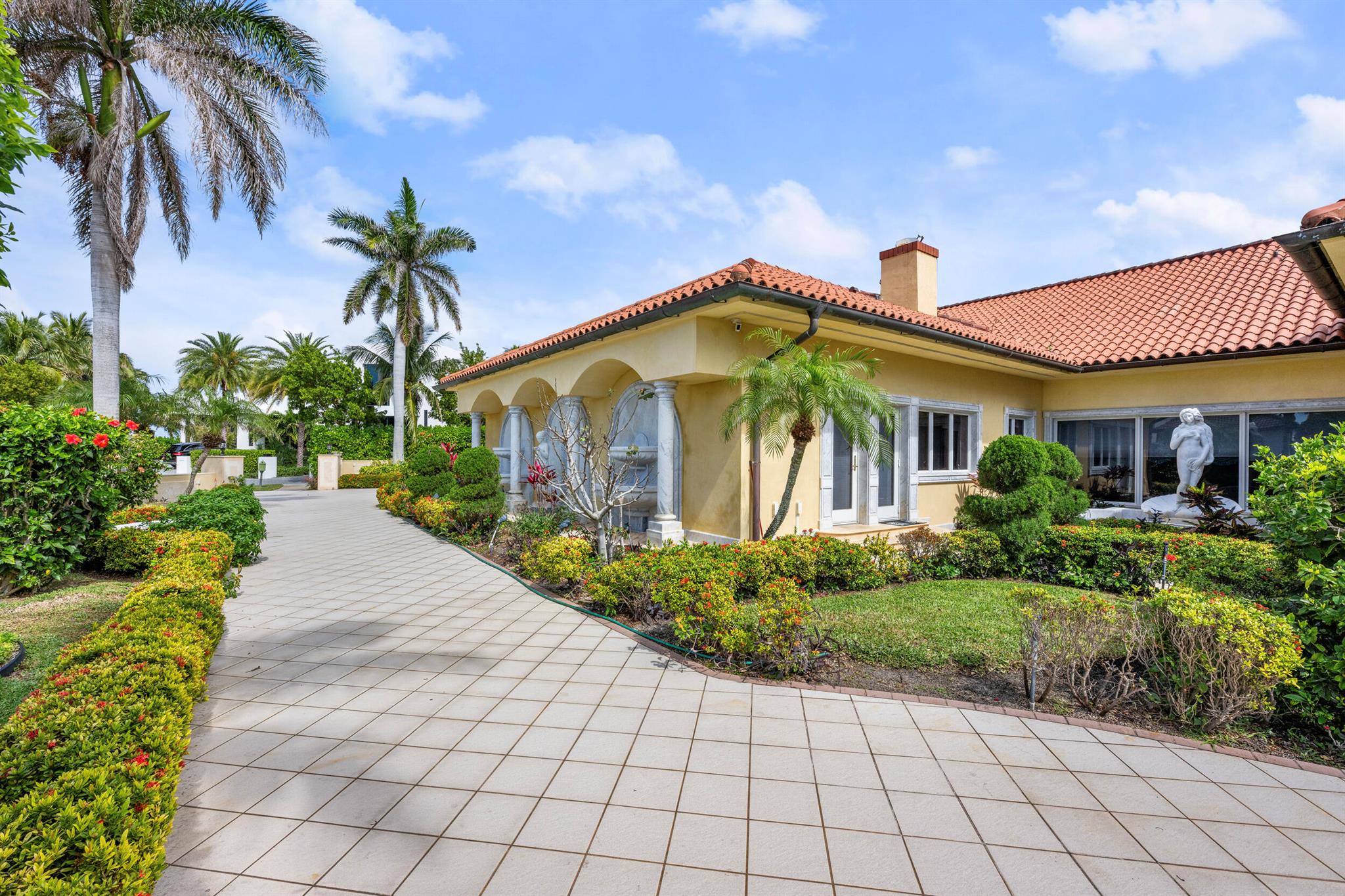 POINT MANALAPAN 1 - Residential