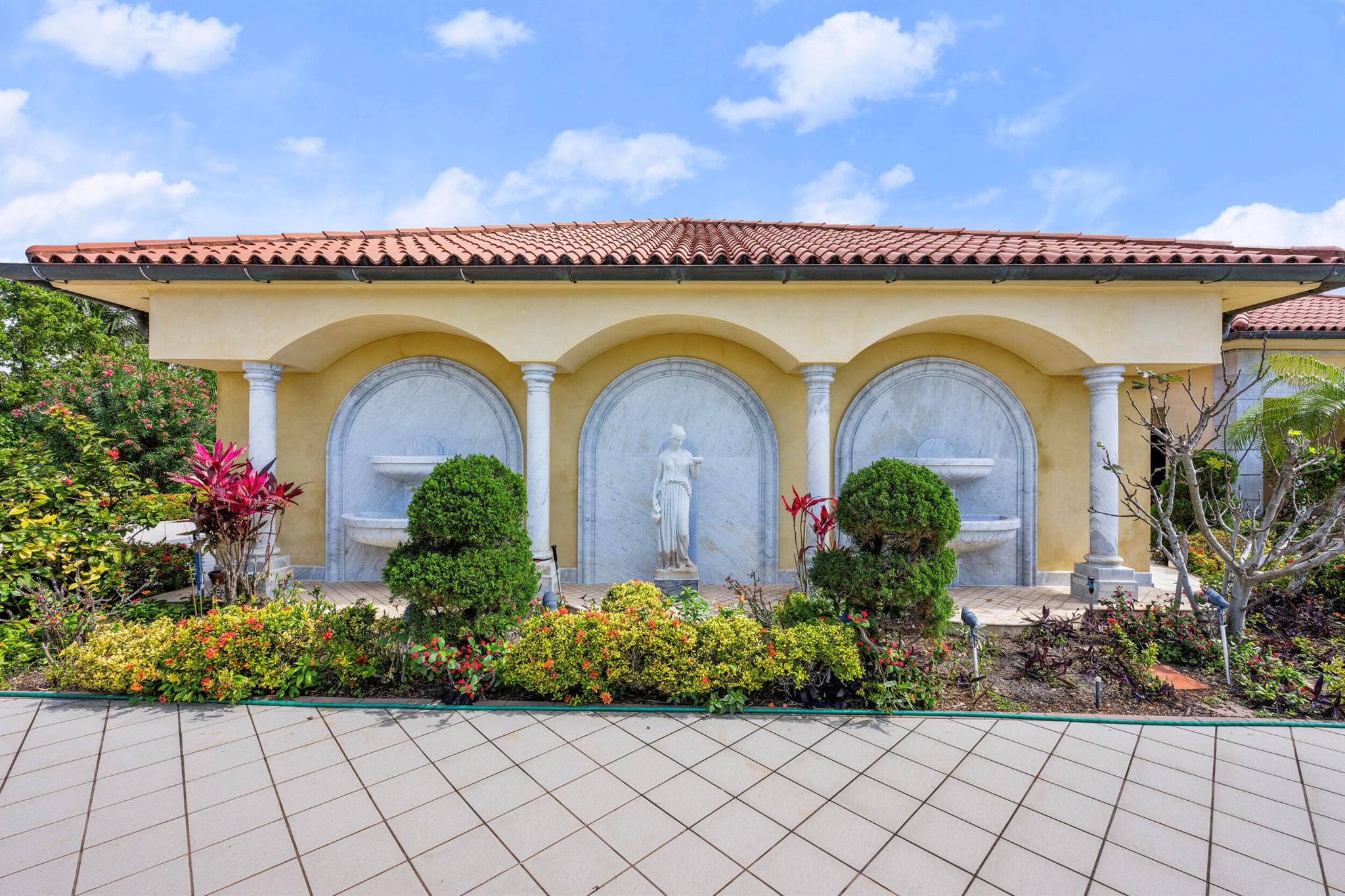 POINT MANALAPAN 1 - Residential