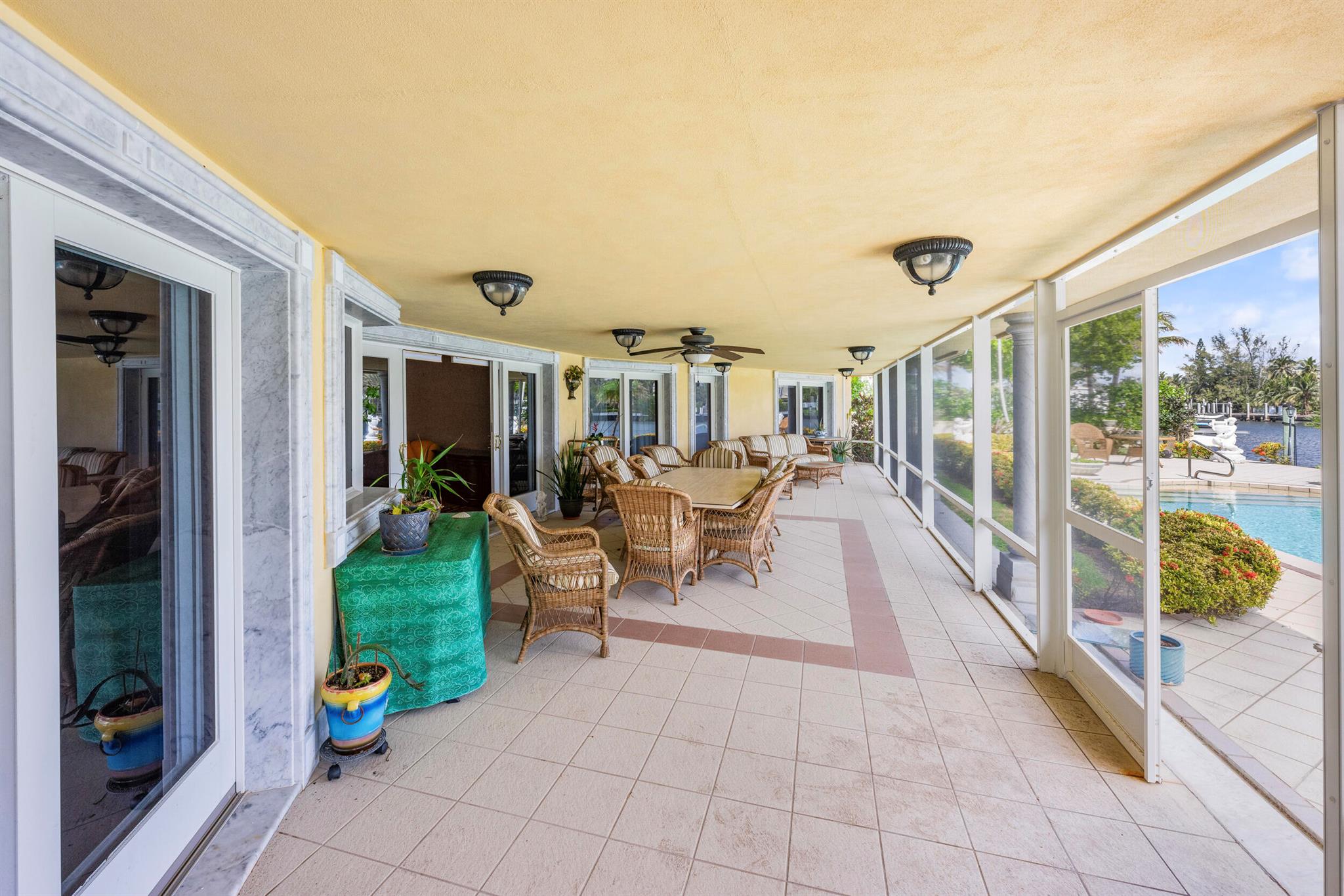 POINT MANALAPAN 1 - Residential