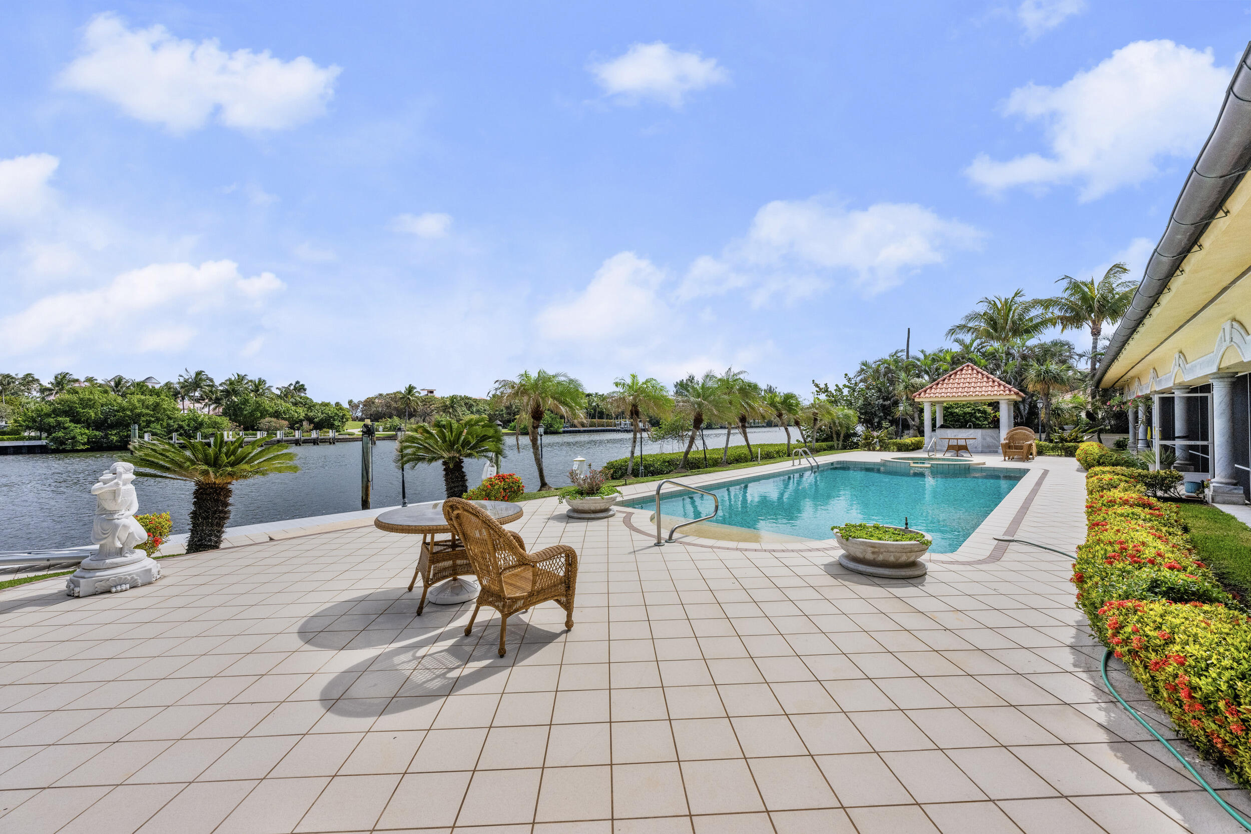 POINT MANALAPAN 1 - Residential