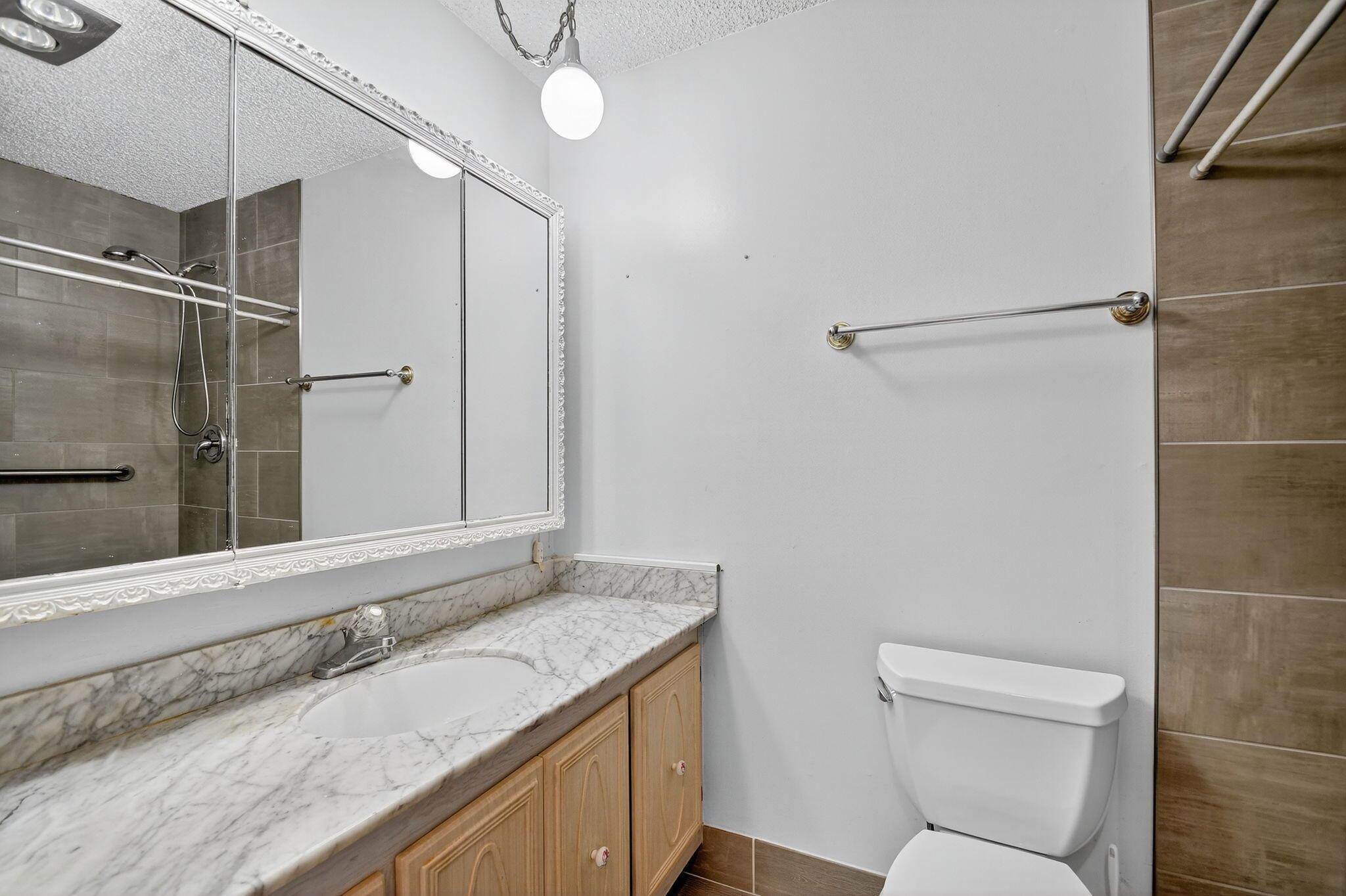 COVERED BRIDGE CONDO - Residential