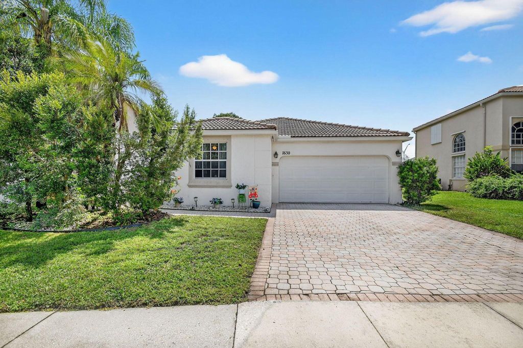Photo of 7630 Rockport Circle, Lake Worth, FL 33467 (MLS # R11126294)